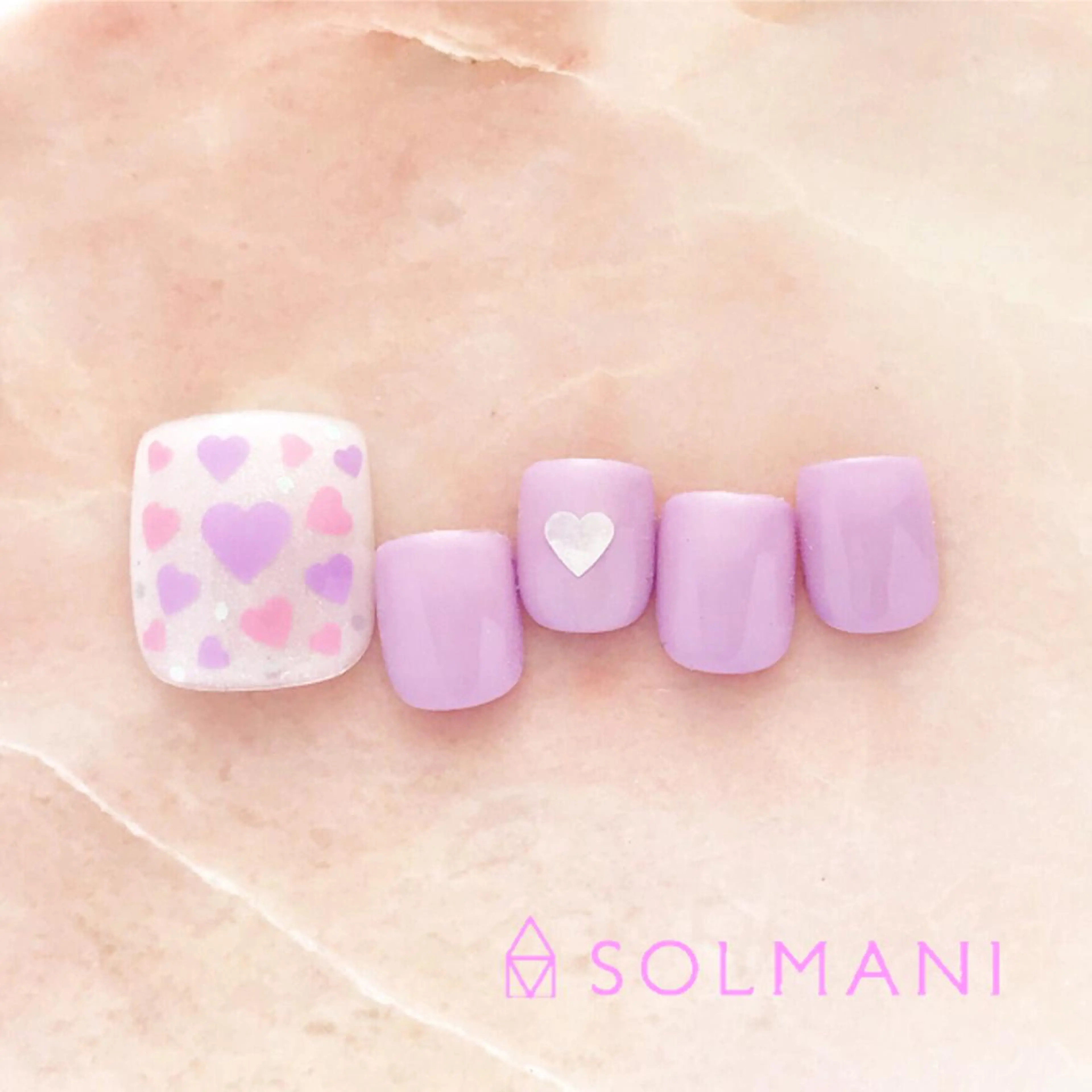 ネイル フットネイル SOLMANI 予約担当のネイルデザイン