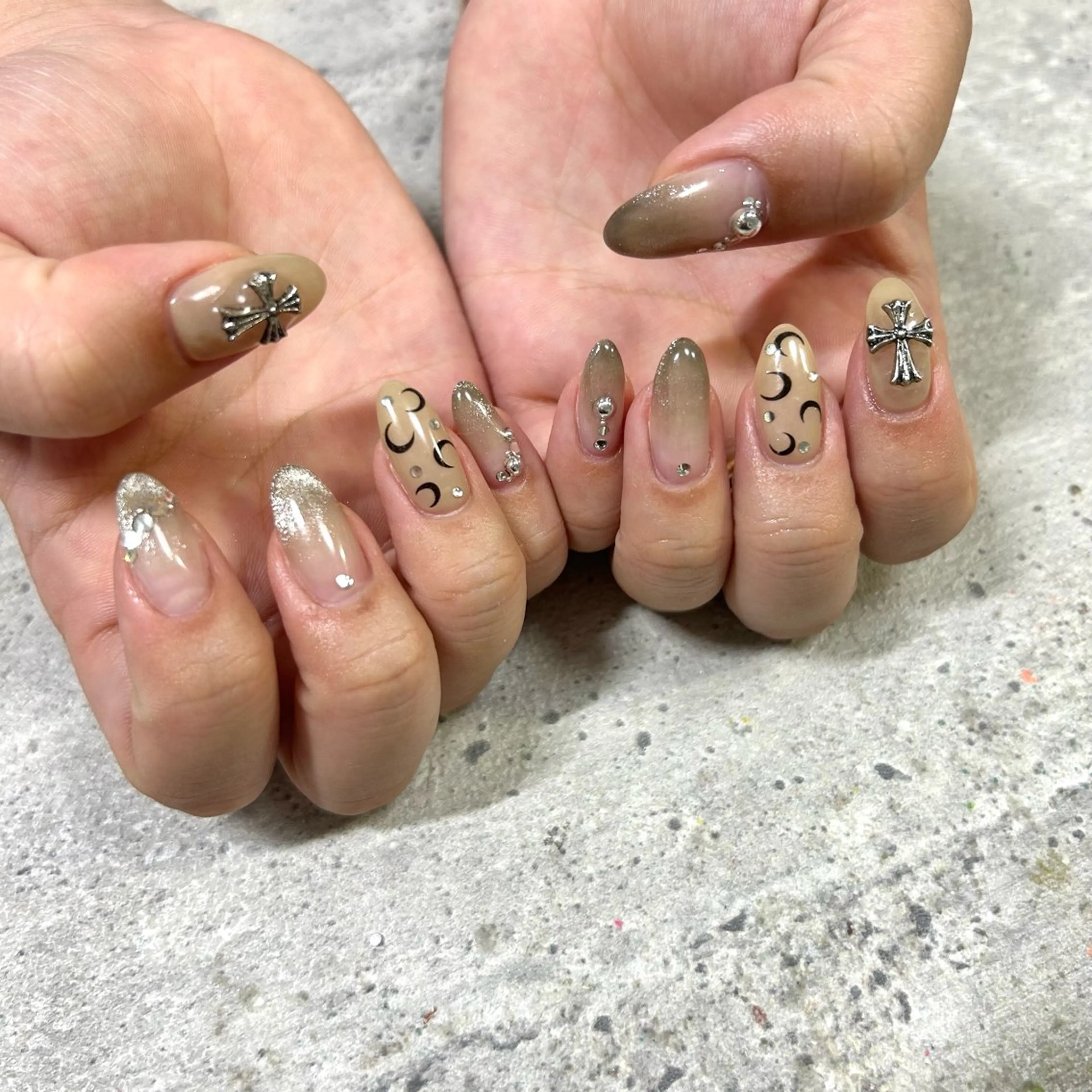 ネイル ハンドネイル ハンドケア 今福鶴見ネイル 8(ｴｲﾄ)のネイルデザイン