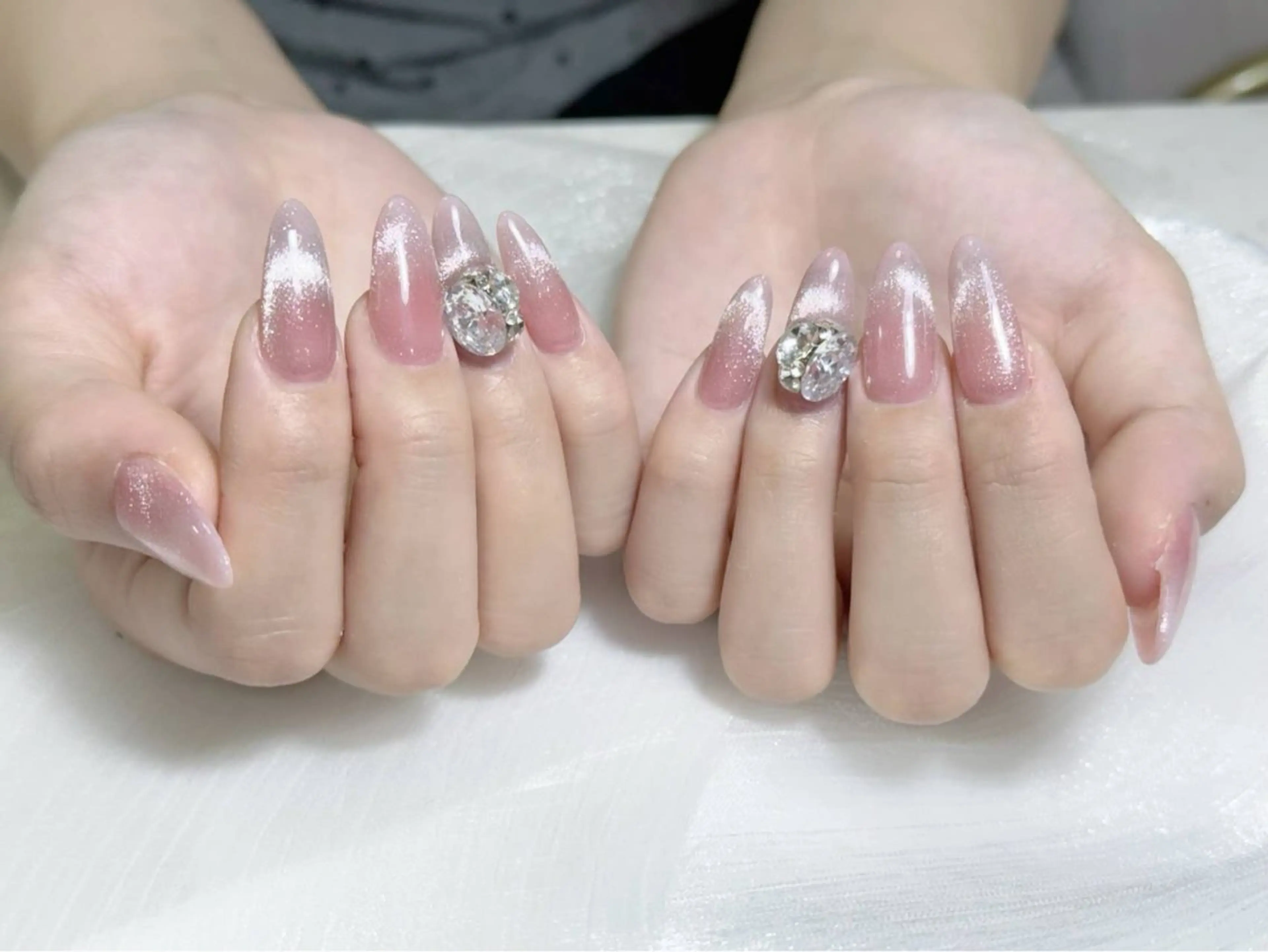 ネイル 小島 千尋のネイルデザイン