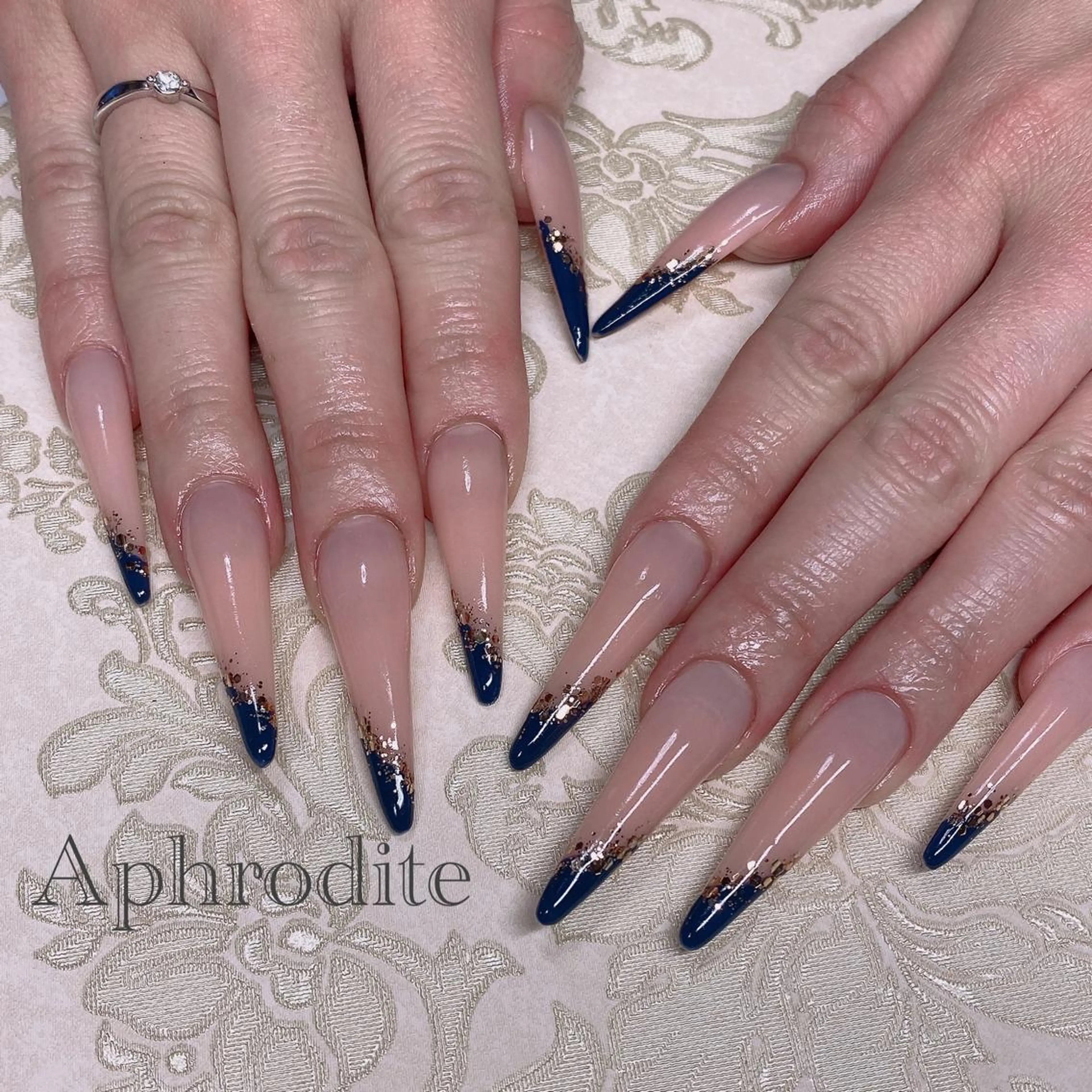 ネイル ロングネイル シンプルネイル Aphrodite パラジェル認定サロンのネイルデザイン