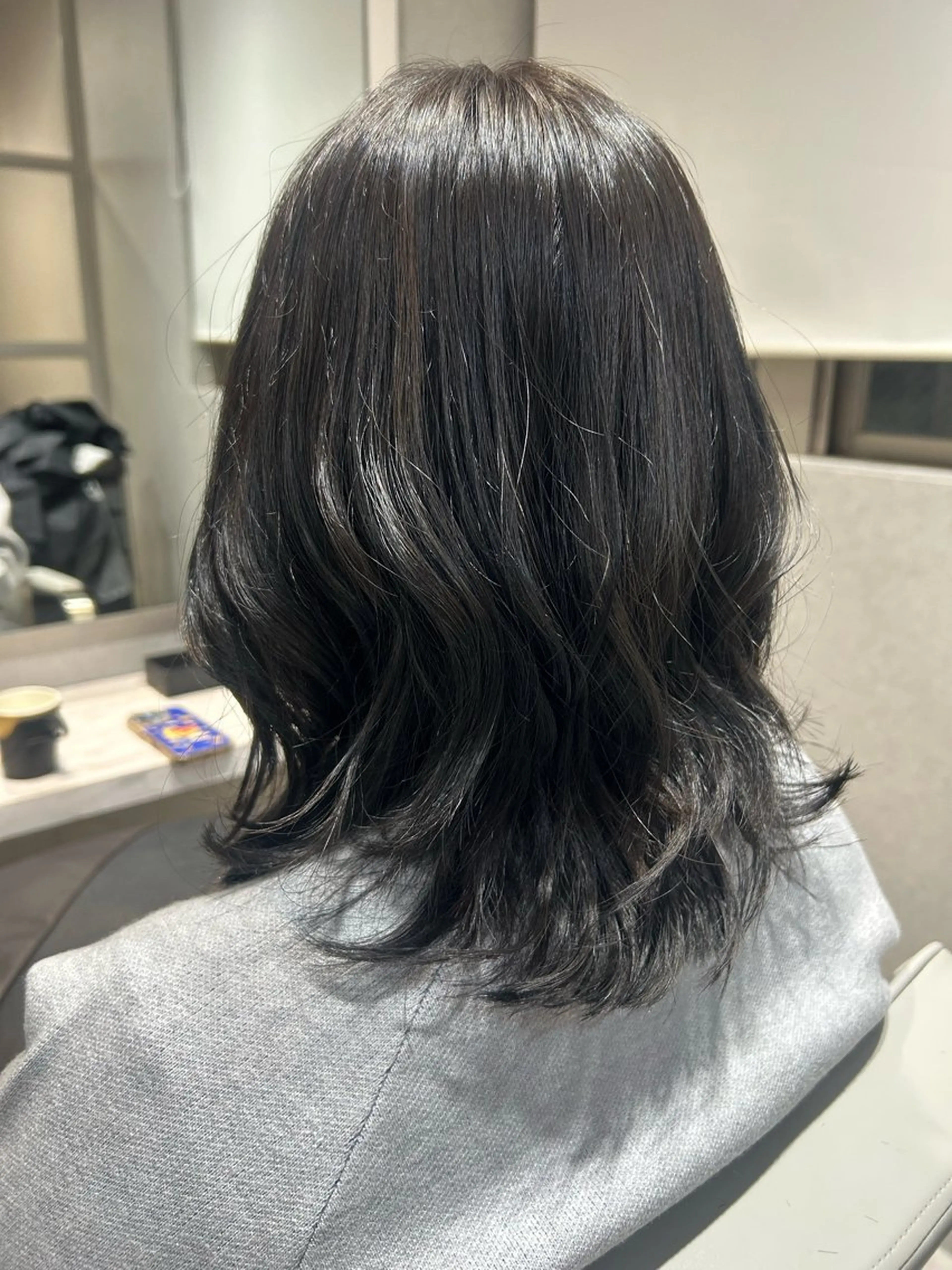 ミディアム カラー カット ヘアカラー トリートメント 髪質改善✨似合わせ カット✂️加藤真紀のヘアスタイル