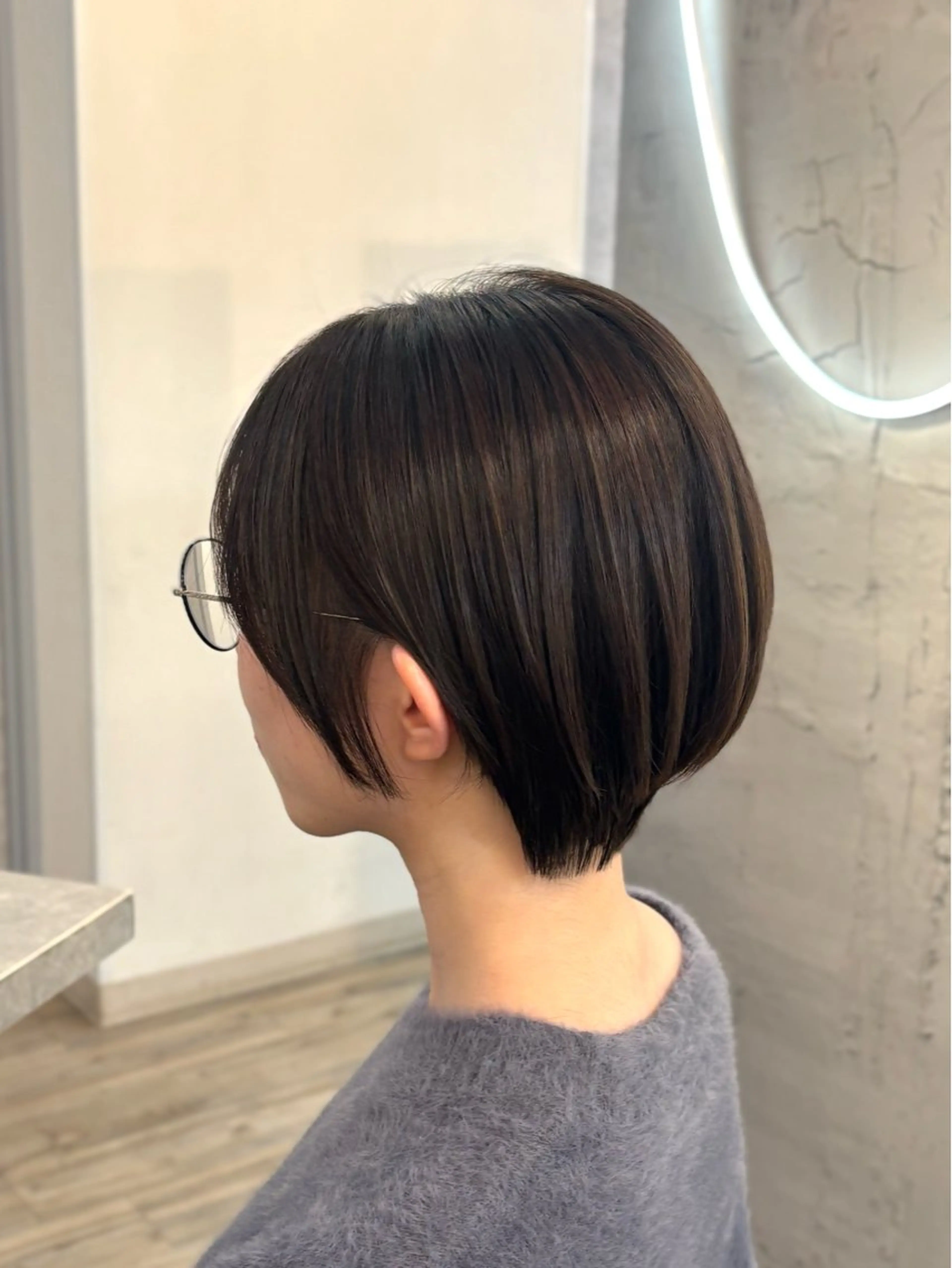 ショート カット ヘアカラー トリートメント VISAGE ba.sk 金子詩帆のヘアスタイル