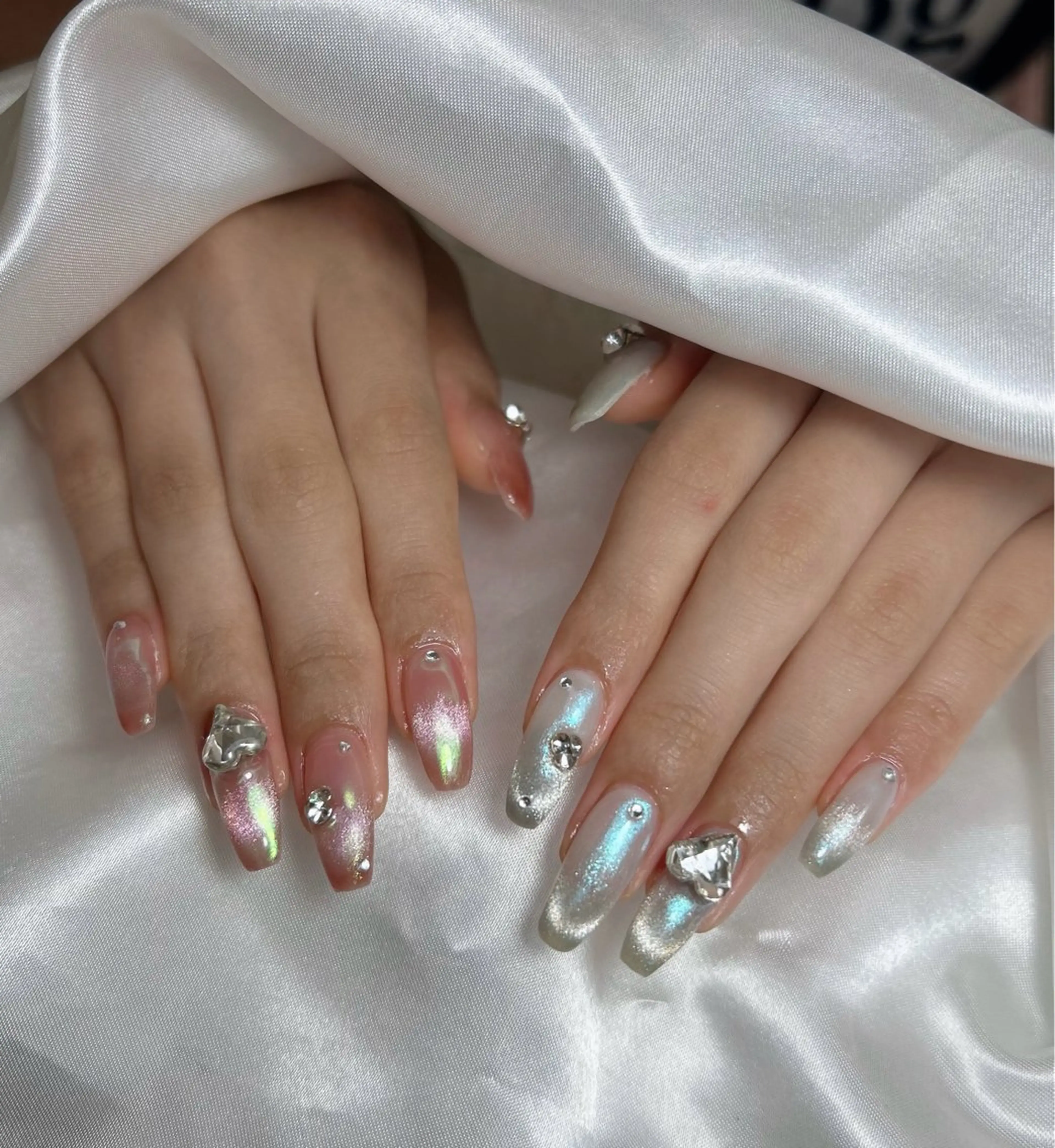 ネイル アートネイル オーロラネイル チークネイル 長さ出し フットネイル ハンドネイル Chan nailsのネイルデザイン