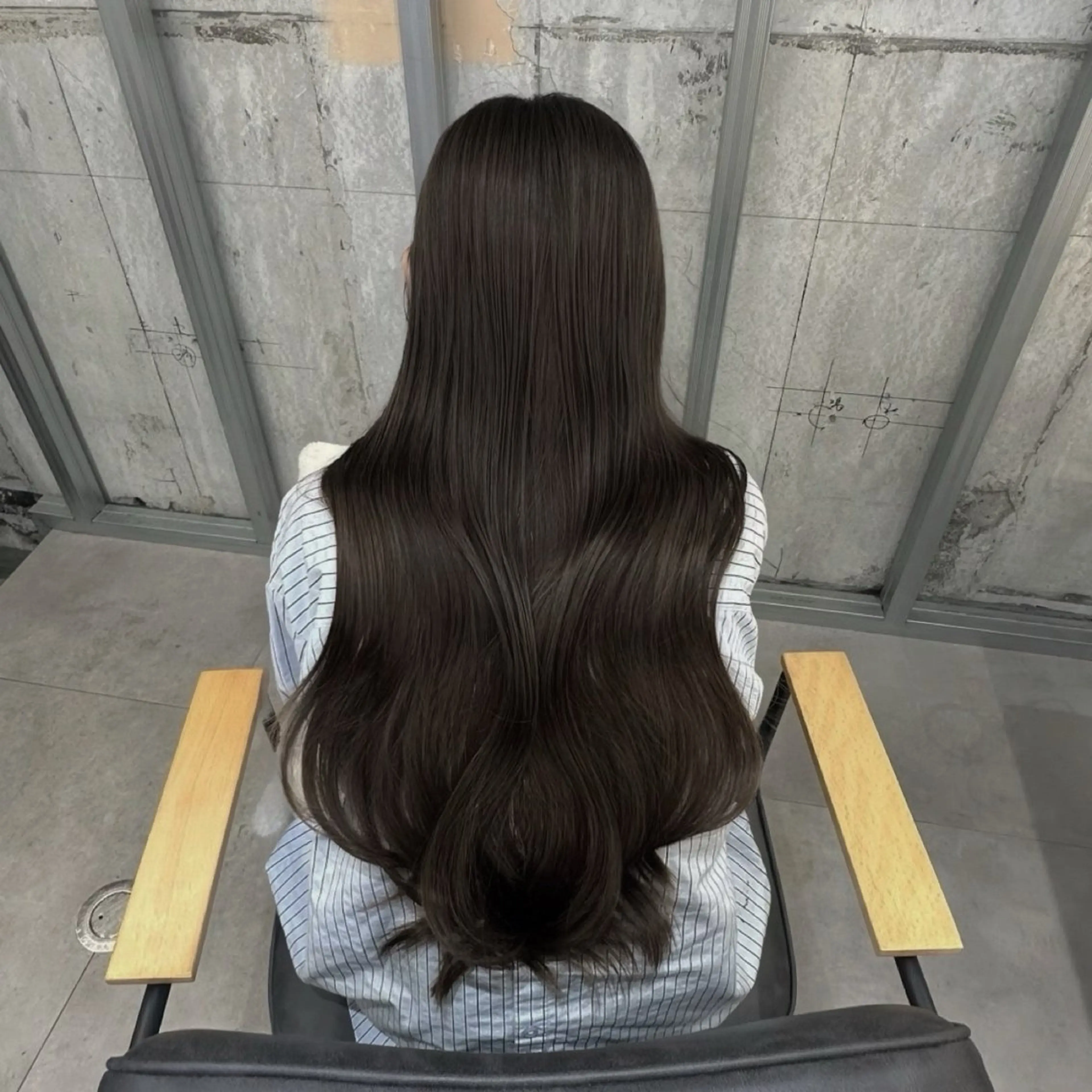 セミロング ハタケナカ コトネのヘアスタイル