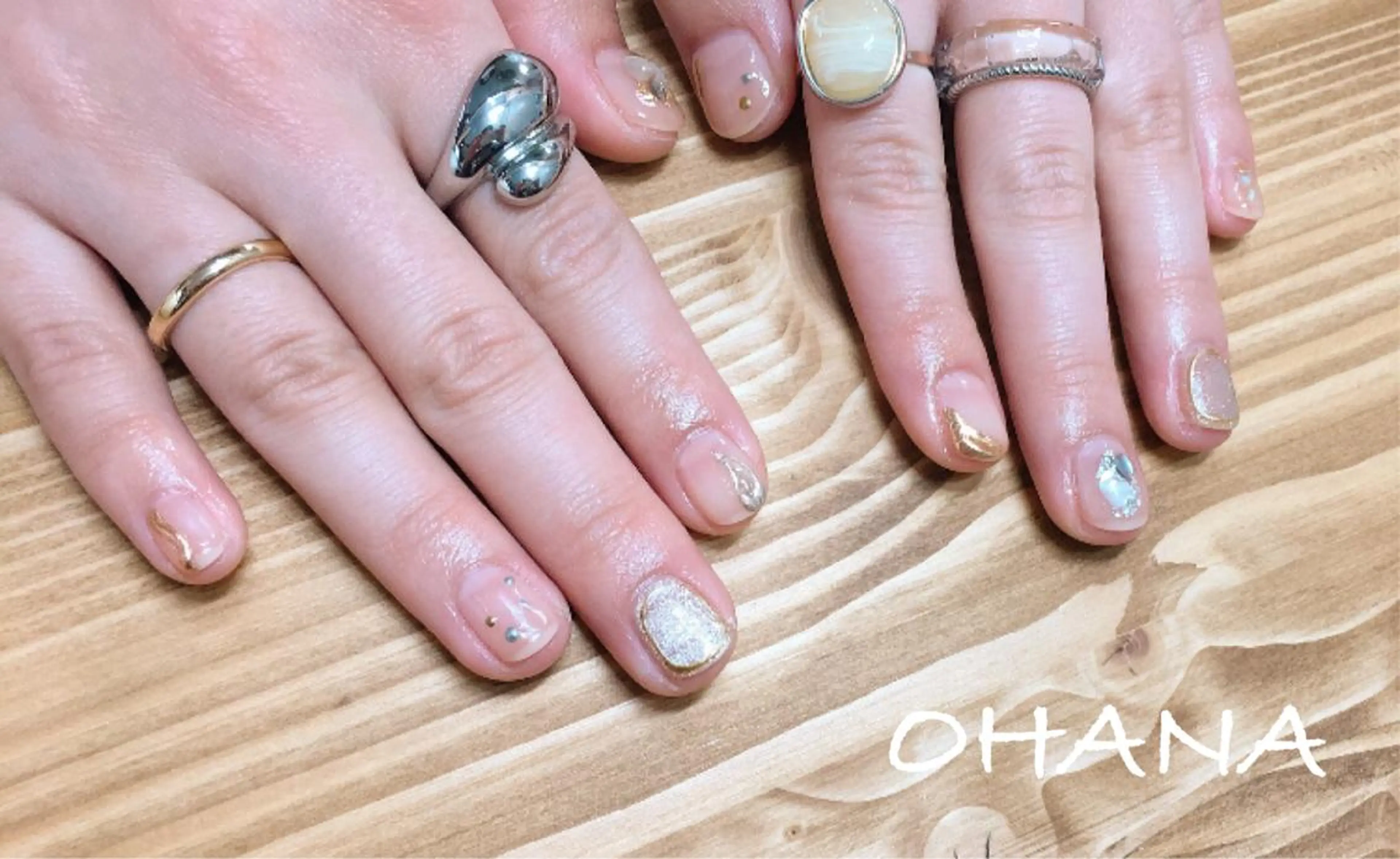 ネイル べっ甲ネイル フットネイル マグネットネイル ミラーネイル ニュアンスネイル nailroom  OHANA所属・nailroom OHANA🌴のネイルデザイン