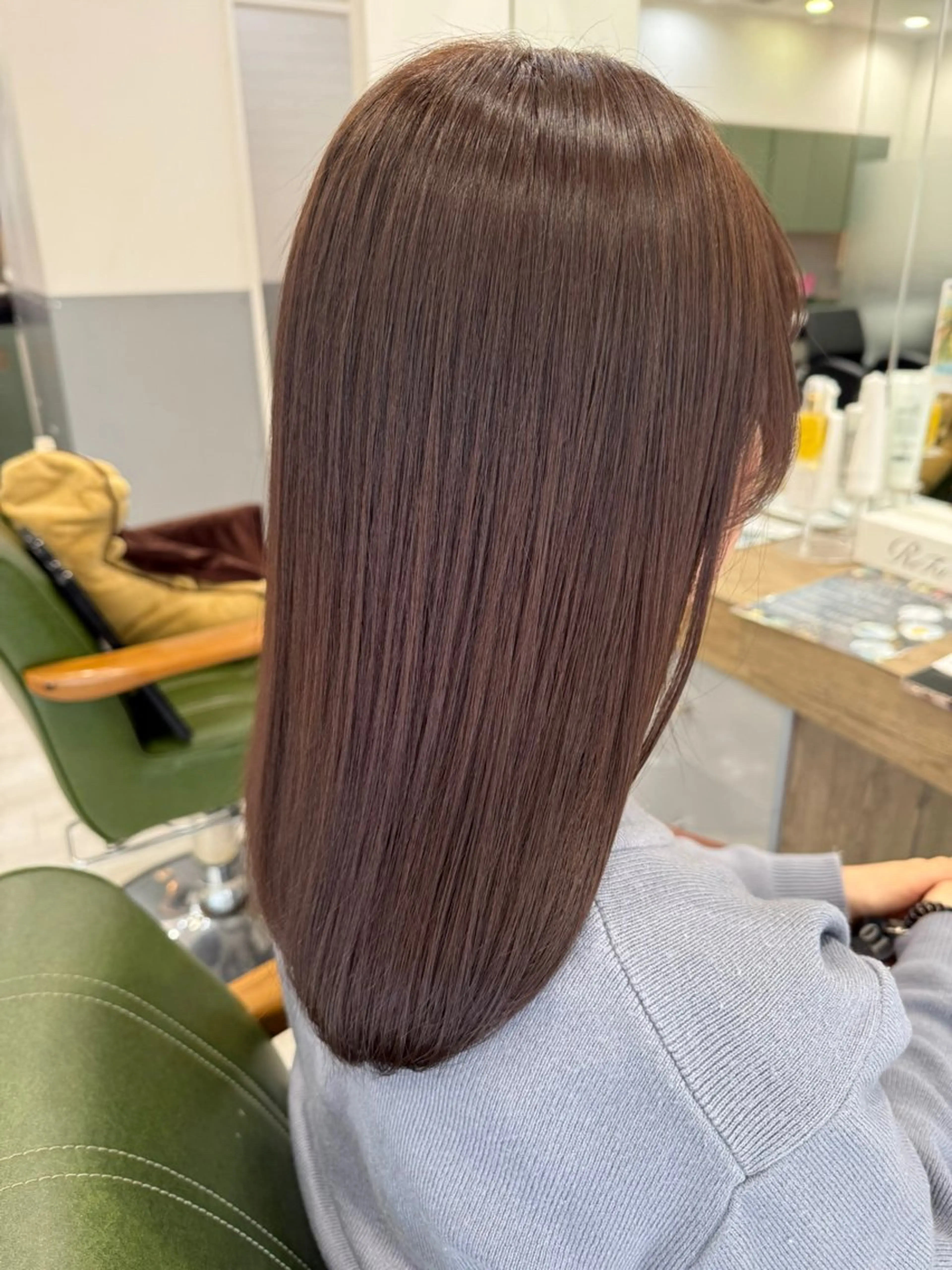 セミロング YOU hair life所属・花森 捺巳のヘアスタイル