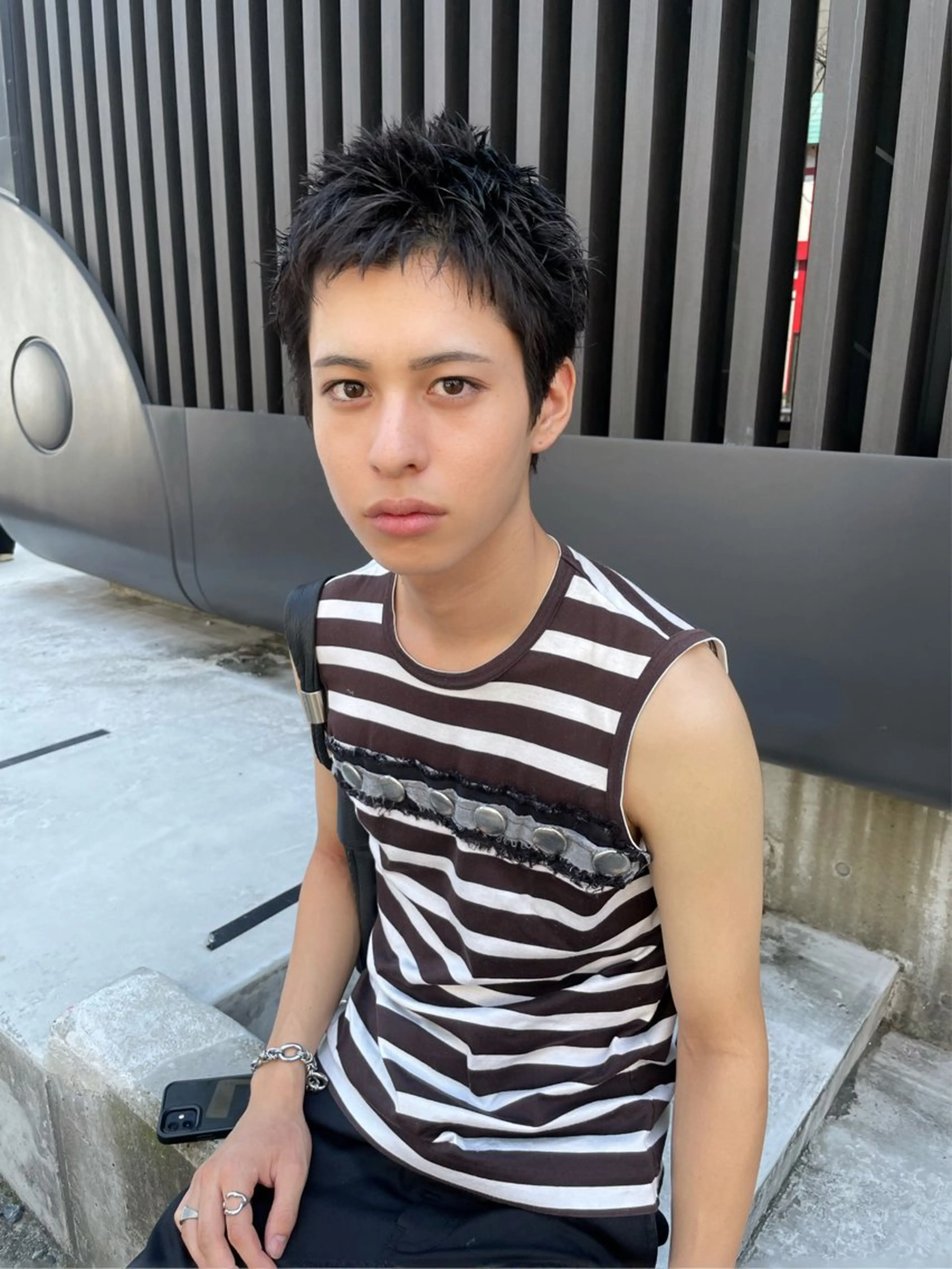 ショート メンズ メンズショート スパイキーショート ショートヘア カット トリートメント スパイラルパーマ 🌐hina⭐️のヘアスタイル