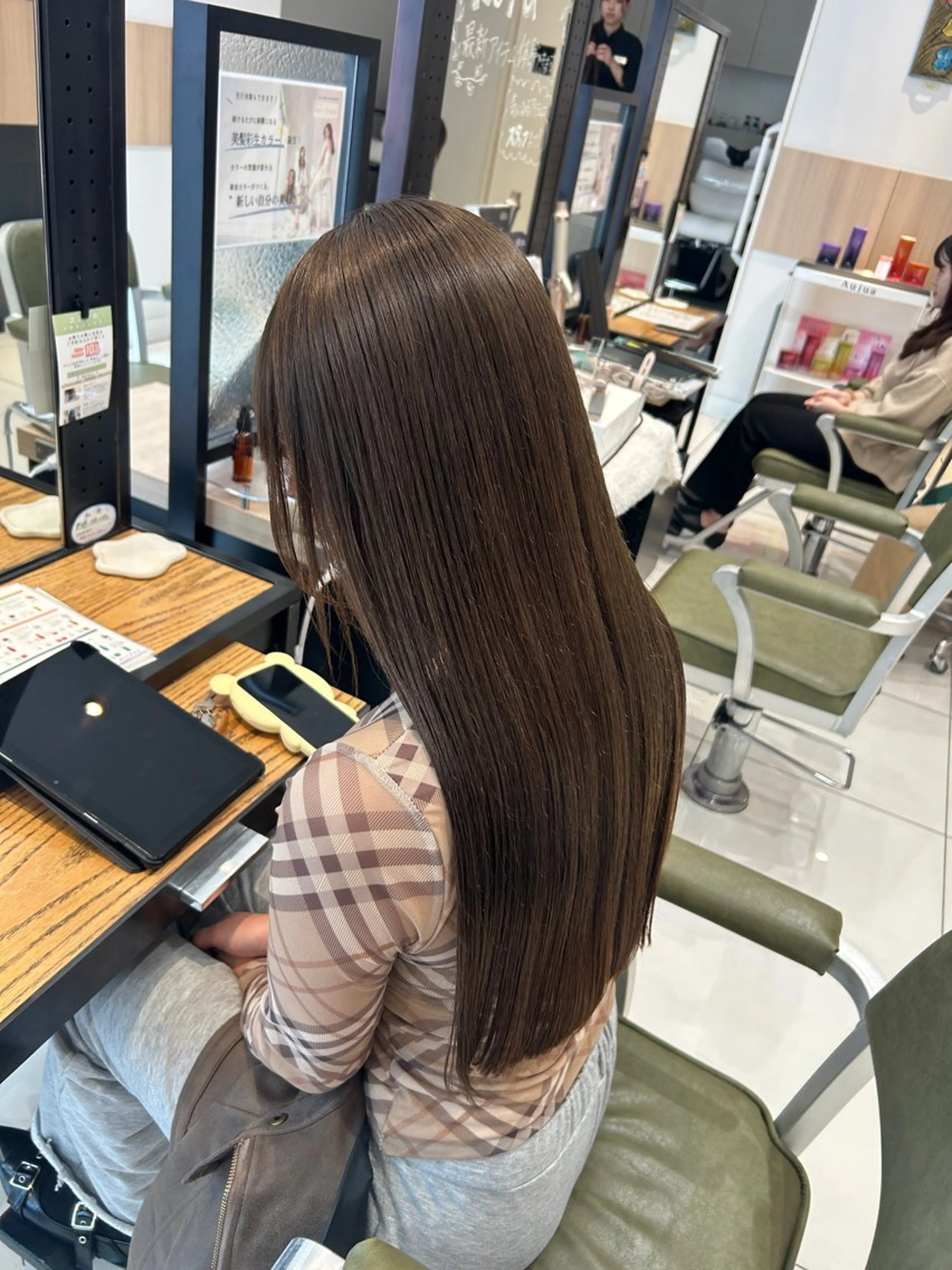 ロング カラー ベージュカラー 透明感カラー ダブルカラー ロング カット ヘアカラー トリートメント 🪻ダブルカラー /透明感カラーRioのヘアスタイル