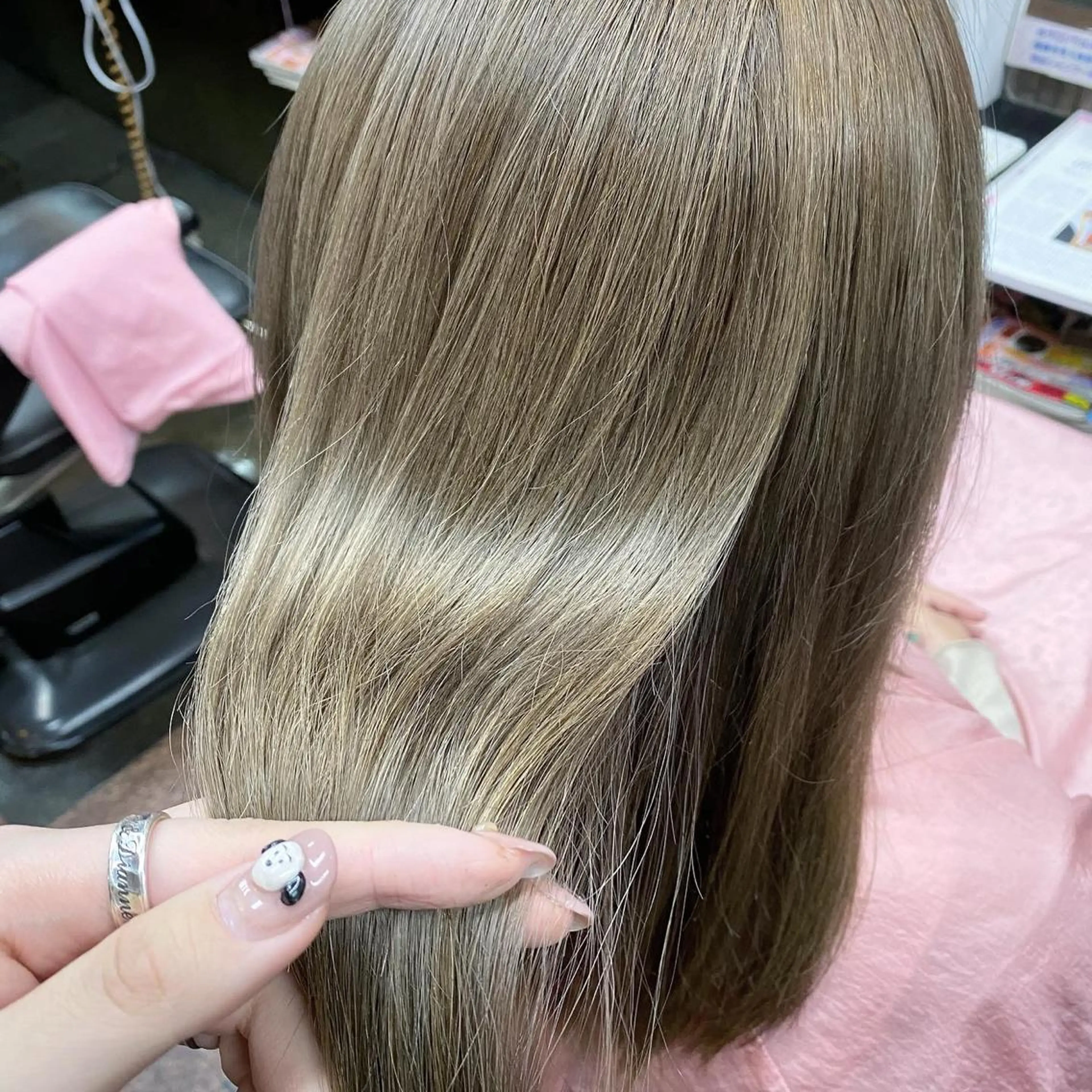 ロング カラー ブリーチ カット ヘアカラー トリートメント 枚方 tomee 🦋南部　しほ🦋のヘアスタイル