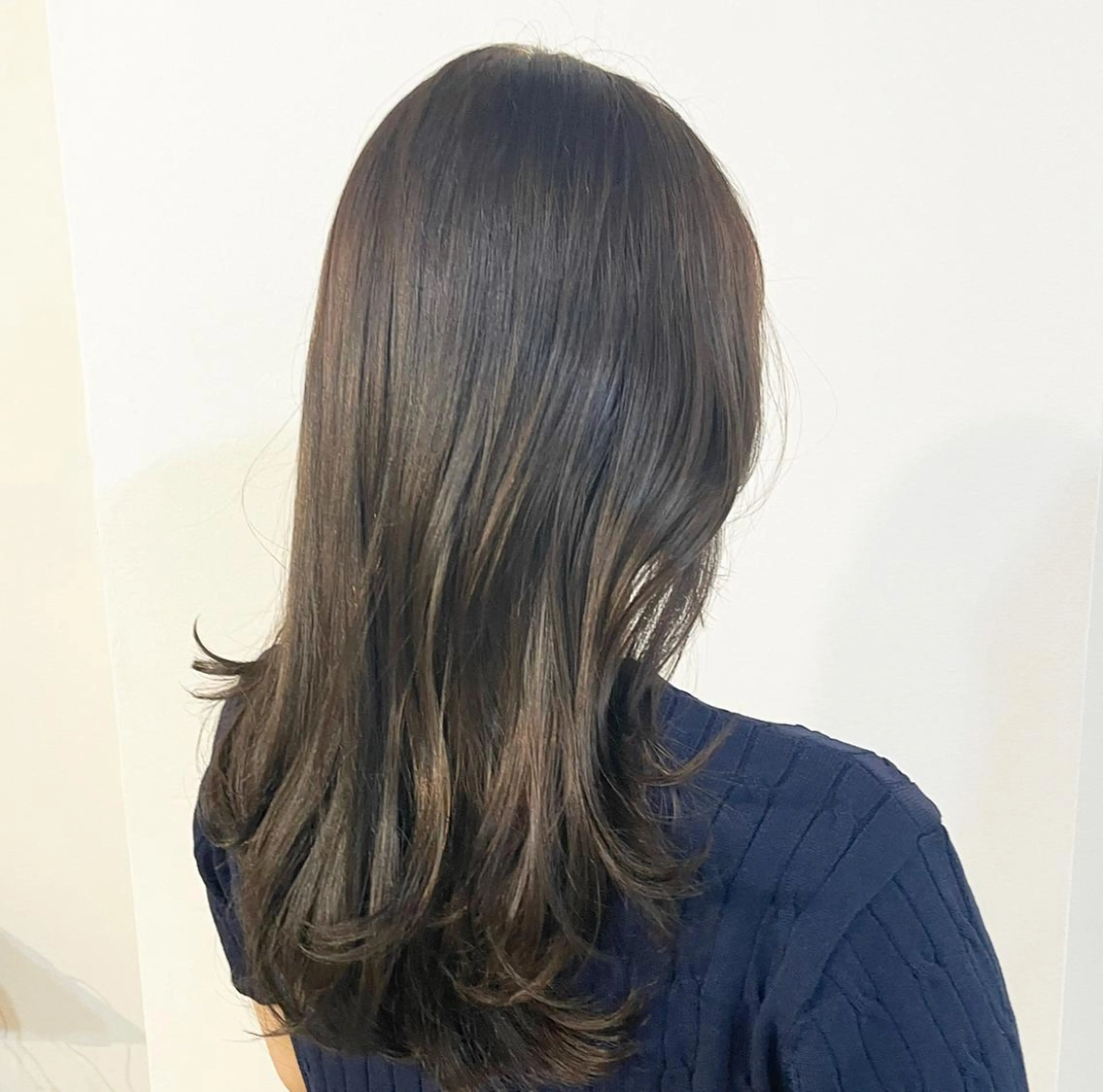 セミロング ヘアカラー sherry/R所属・sherry/R 三川町　川口真里奈のヘアスタイル