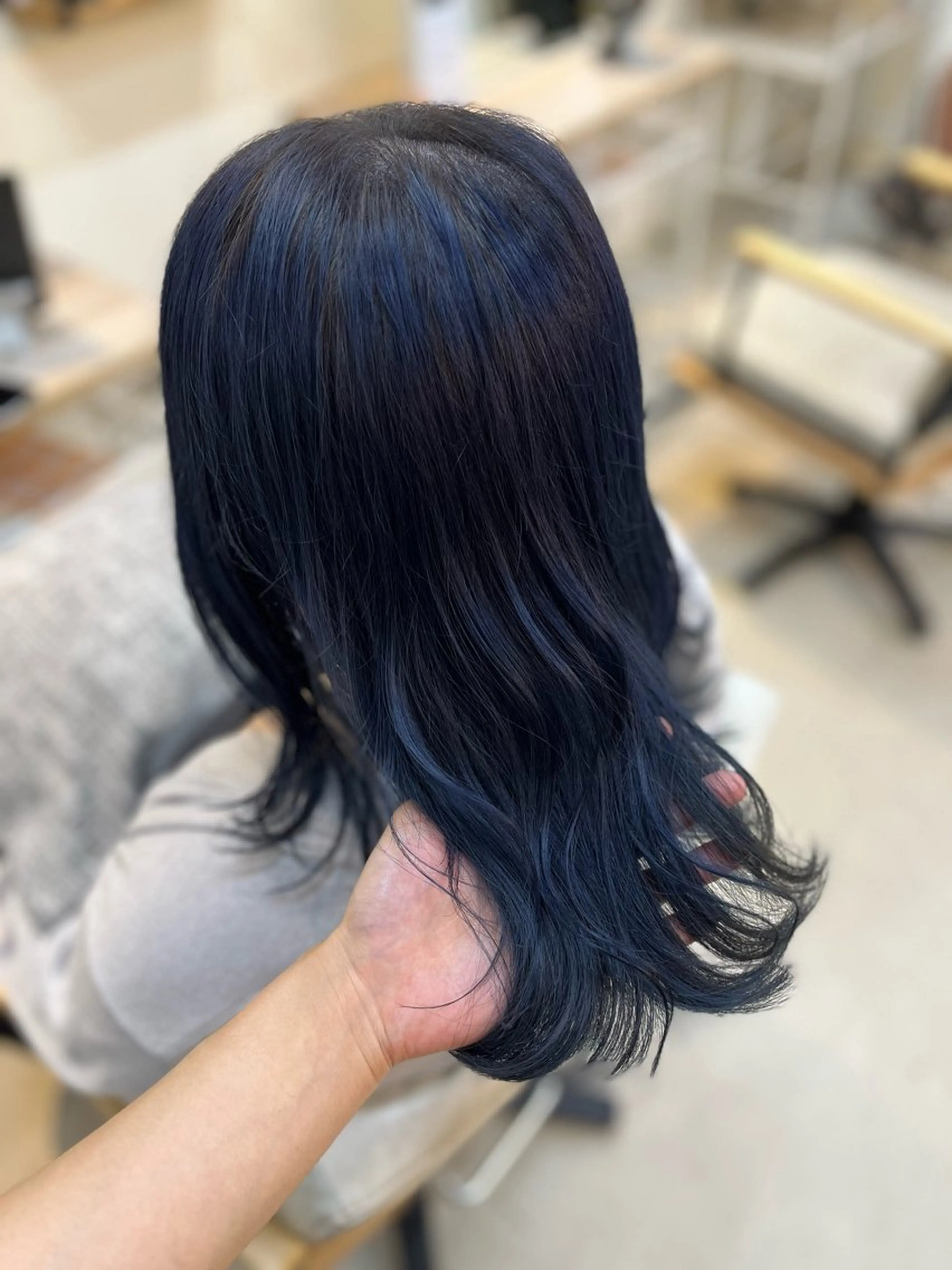 ミディアム カラー ヘアカラー Lamp 柏 山口 か乃 ブリーチカラーのヘアスタイル