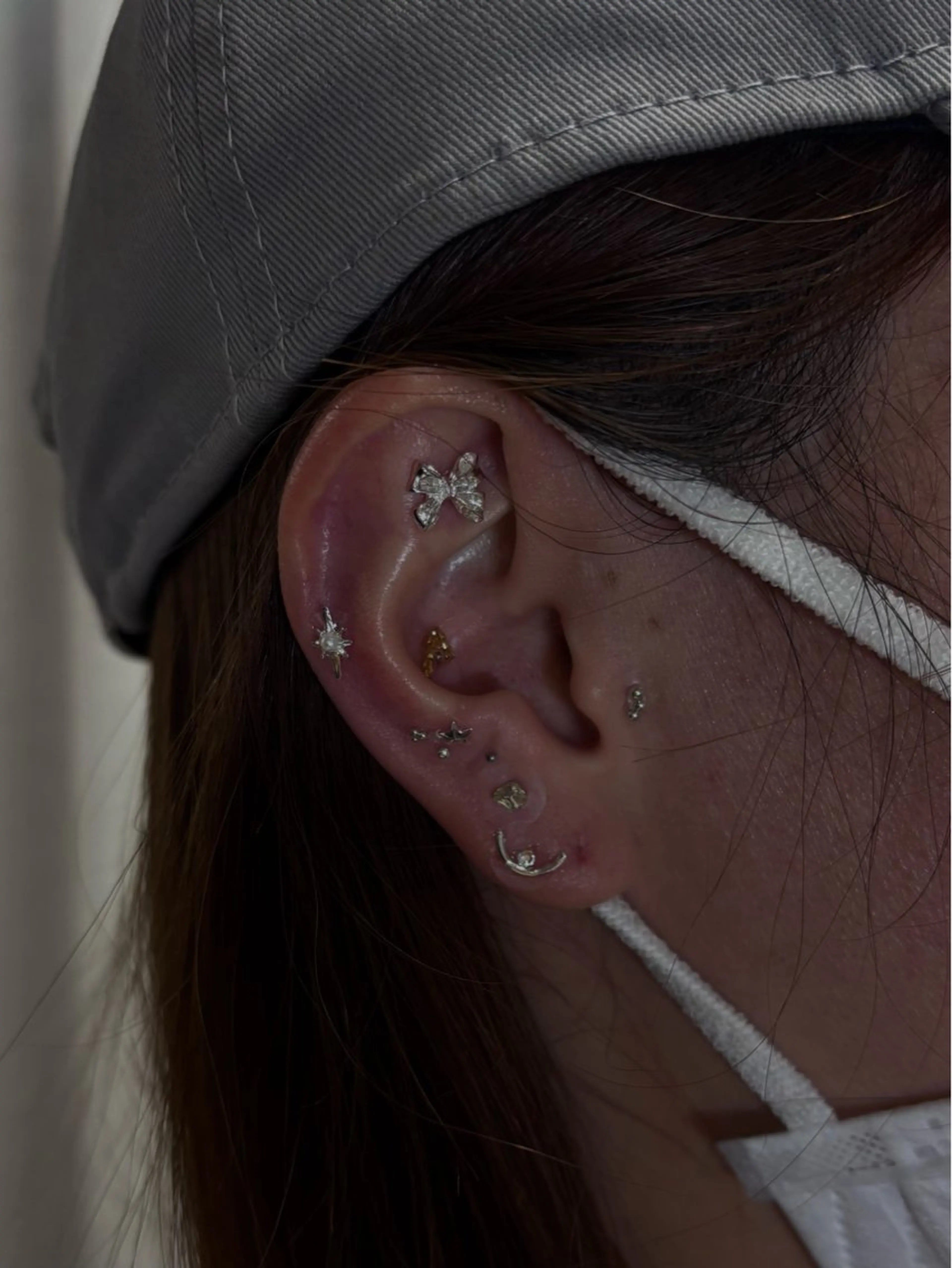 【SNSで話題✨】耳ツボジュエリー(20個まで)の写真