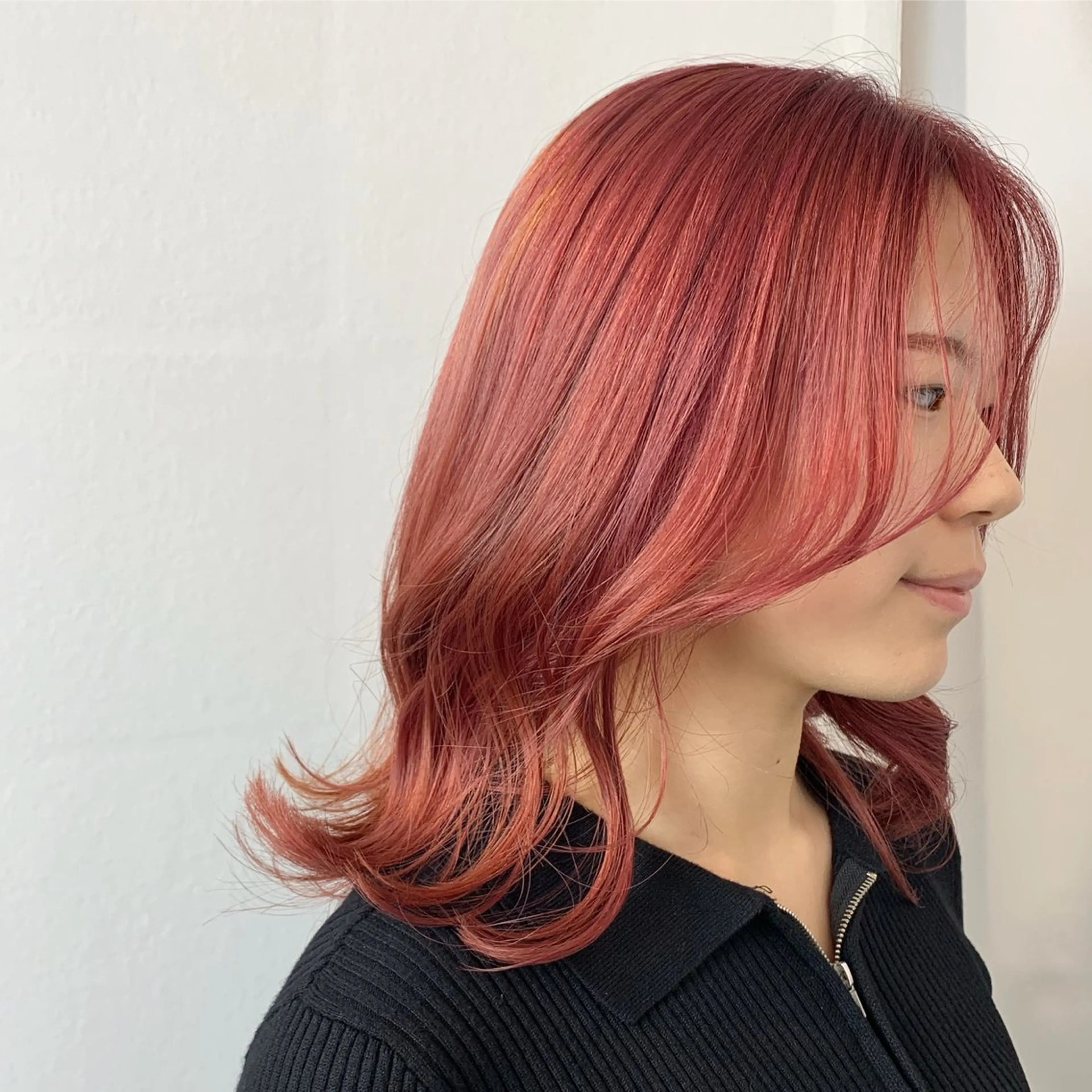 セミロング カラー ブリーチ まろやかベージュ／ 大上なおみのヘアスタイル