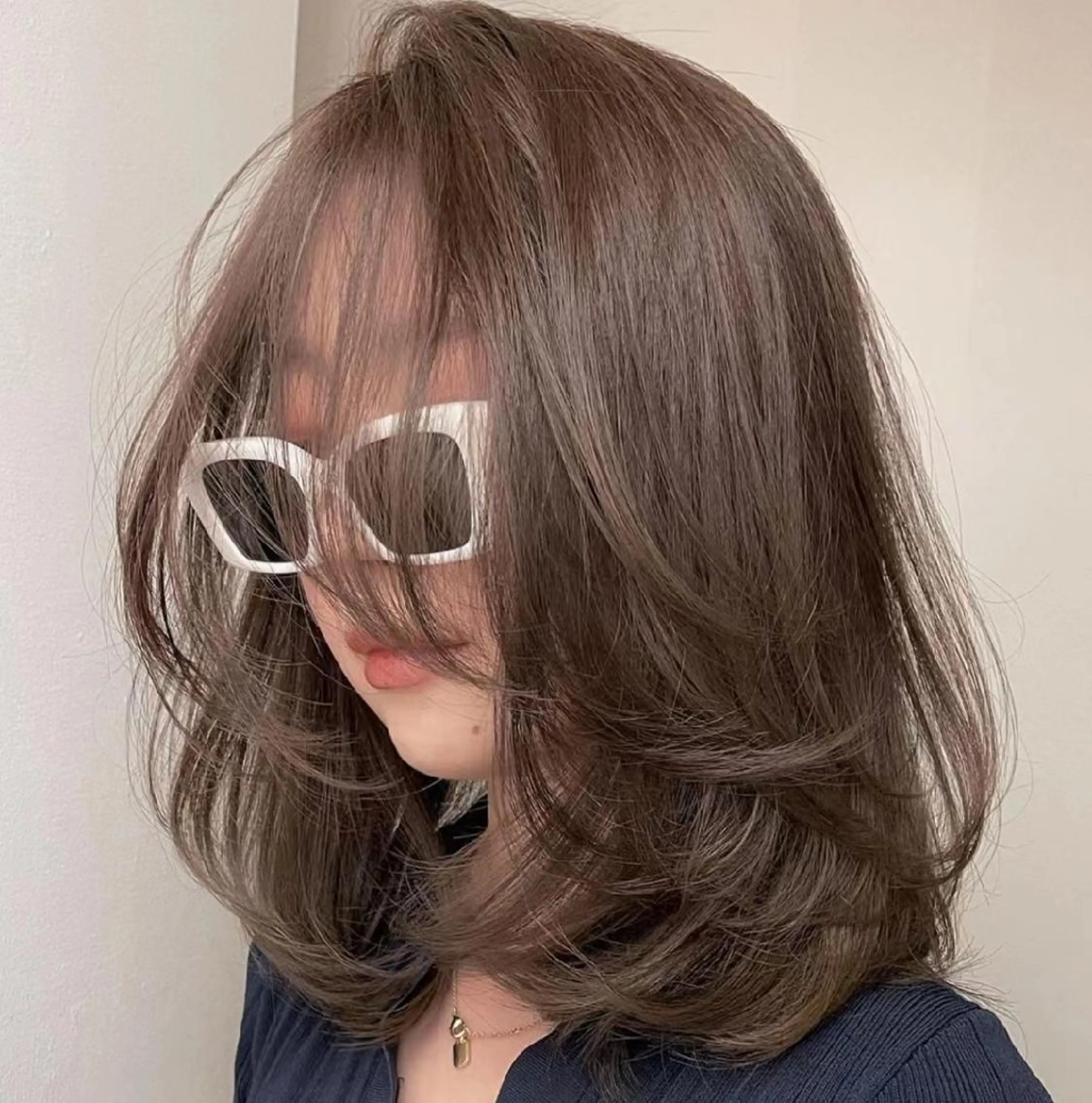 ミディアム パーマ カラー u hair所属・こばやし ももこのヘアスタイル