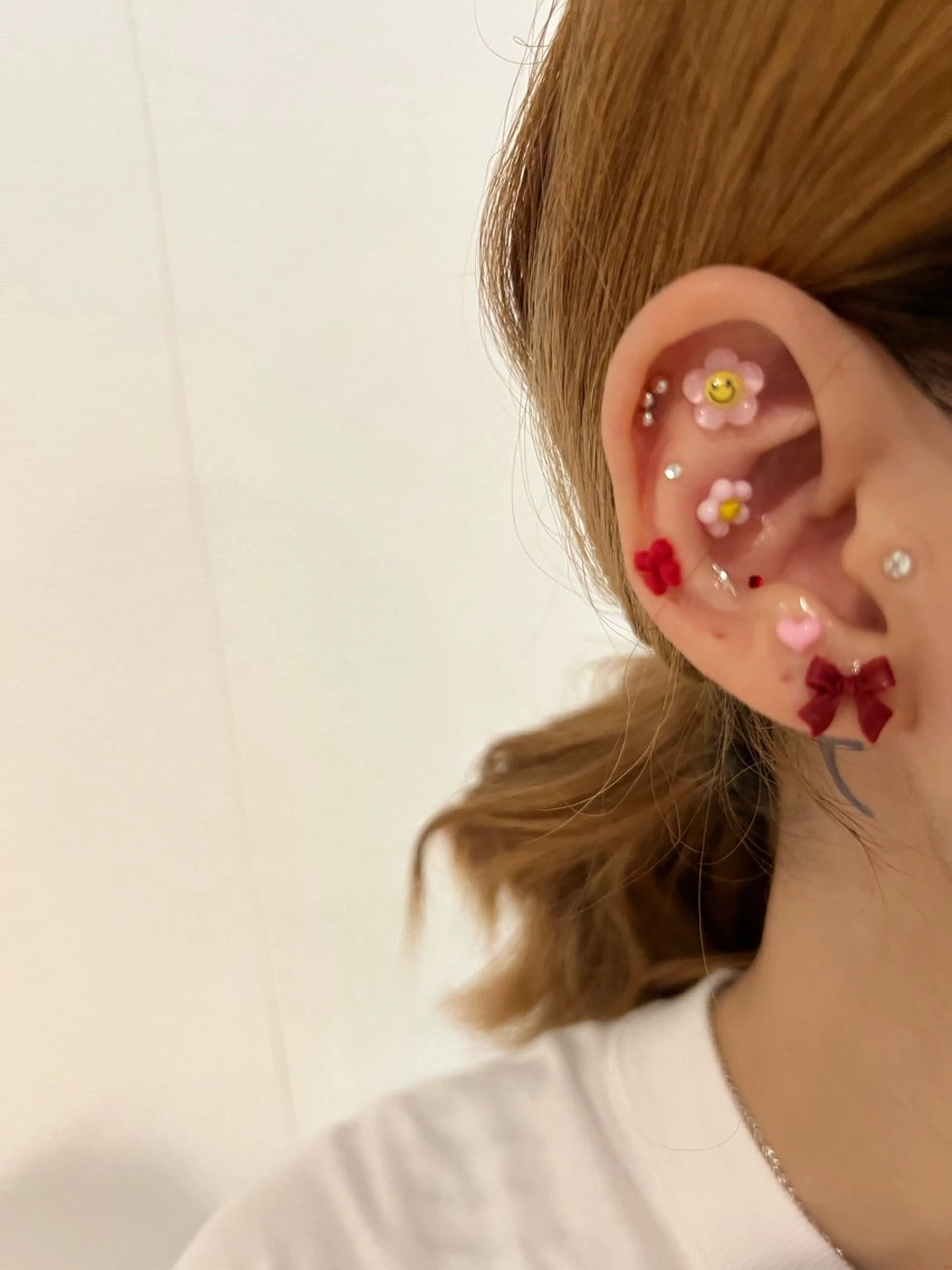 耳ツボジュエリー付け放題の写真