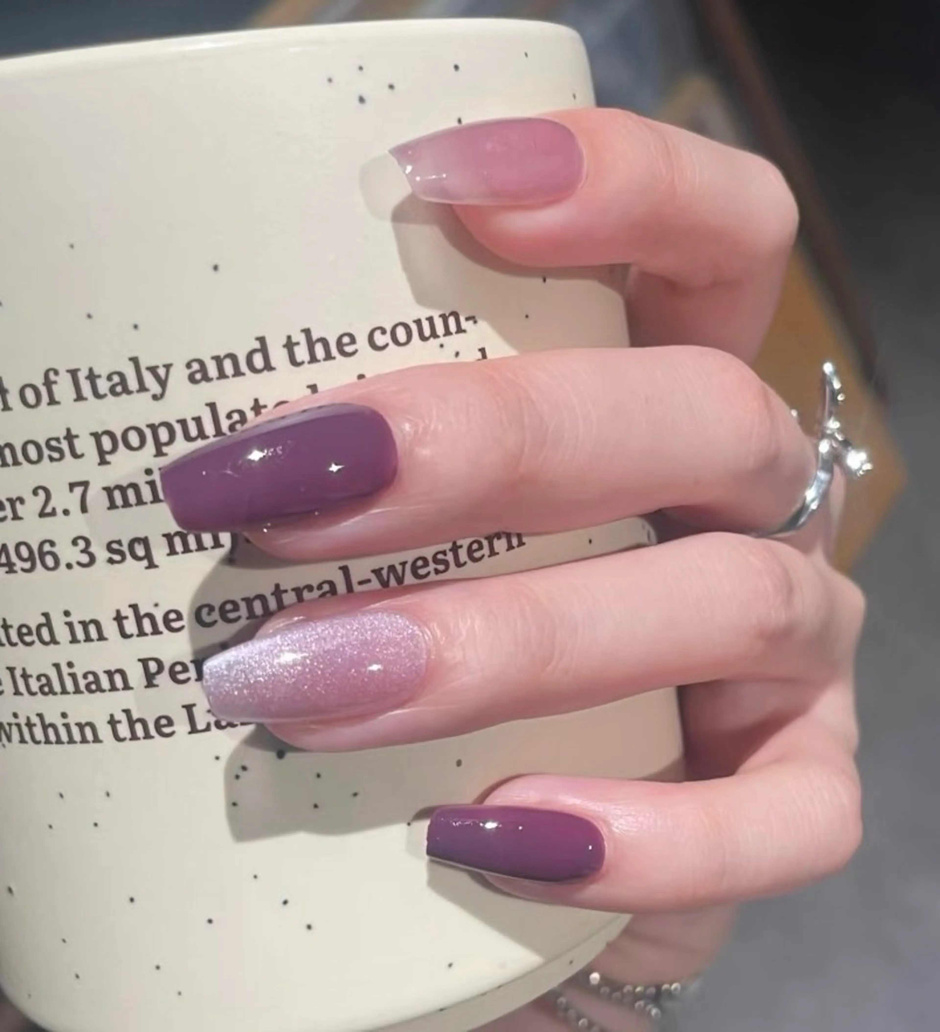 ネイル 高木 維麗絲のネイルデザイン