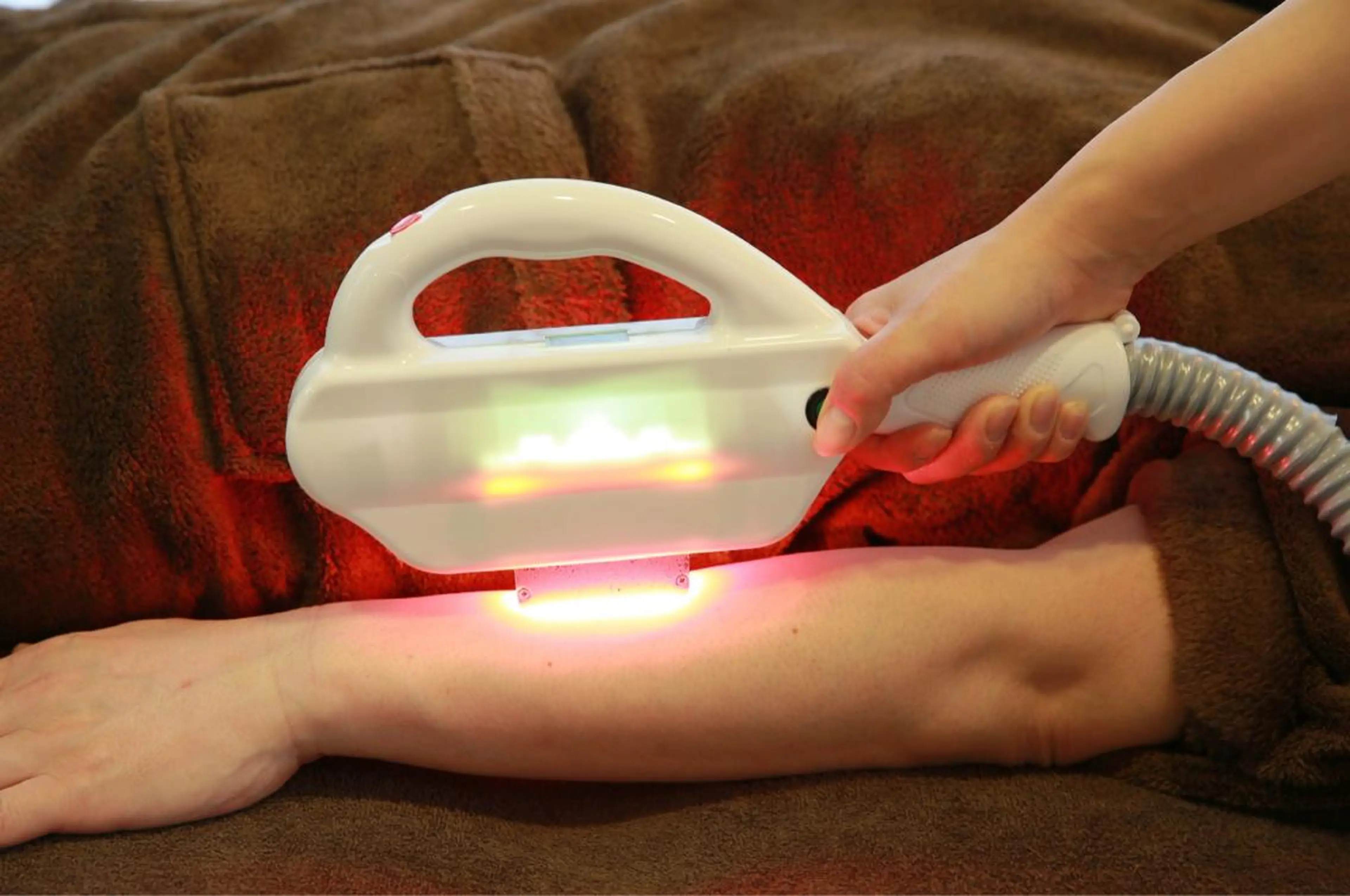 【男性】ワキ、腕の写真