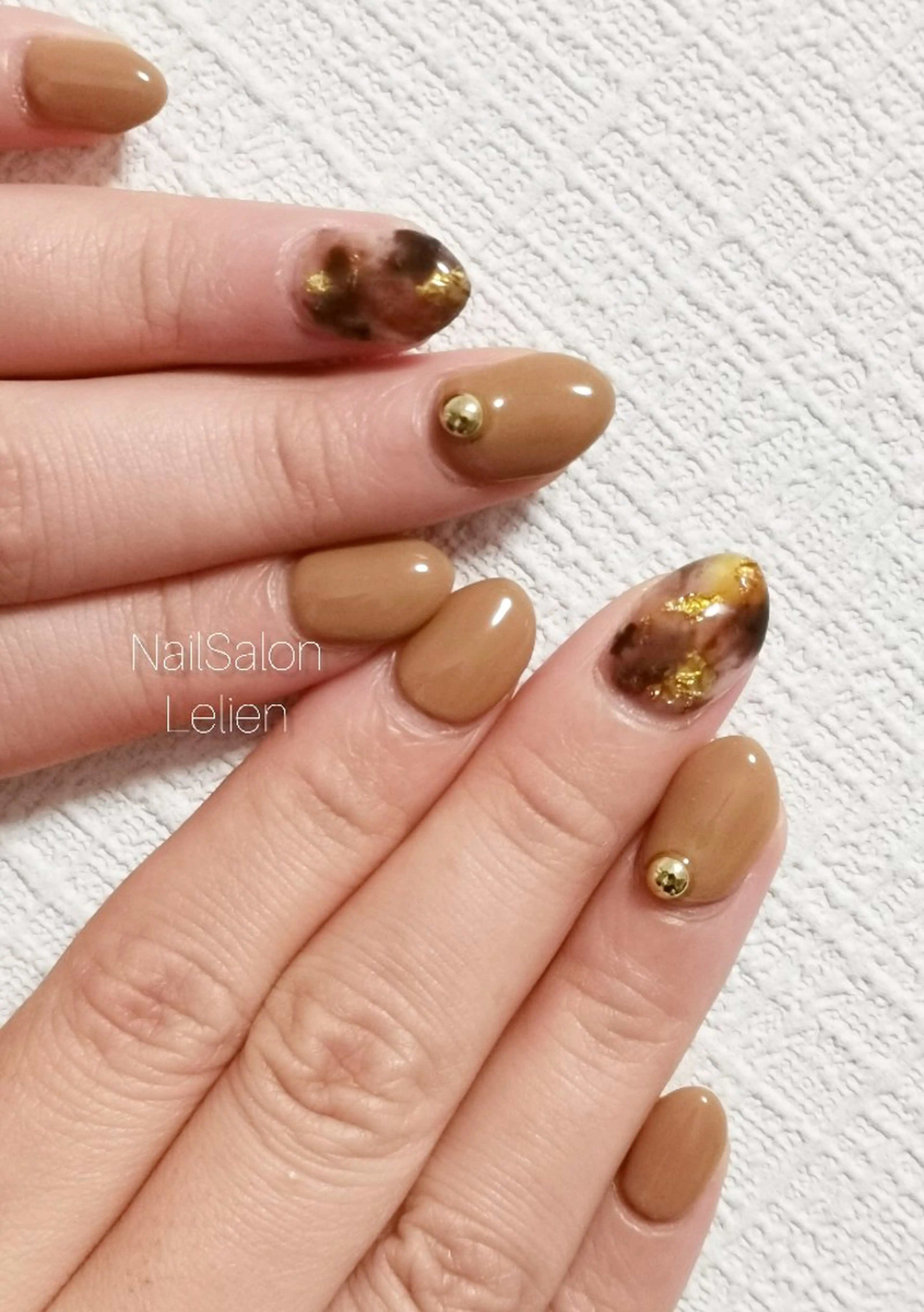 ネイル べっ甲ネイル ハンドネイル 人気エリア💖完全個室【ルリエ】所属・ネイルサロン Lelienルリエのネイルデザイン