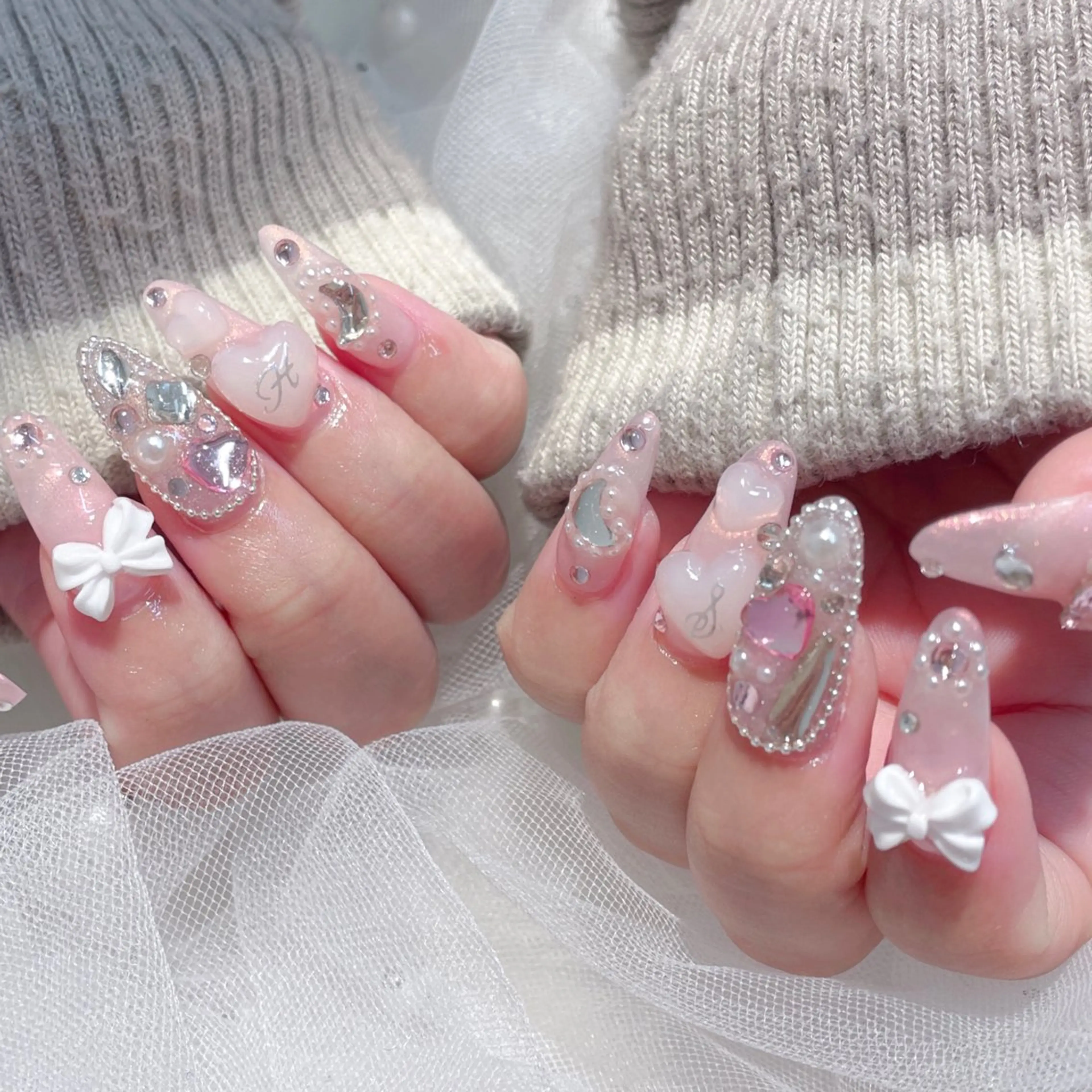 ネイル チークネイル フットネイル フレンチネイル ジェルネイル ガーリー ハンドネイル Liora nail スカルプ専門店のネイルデザイン
