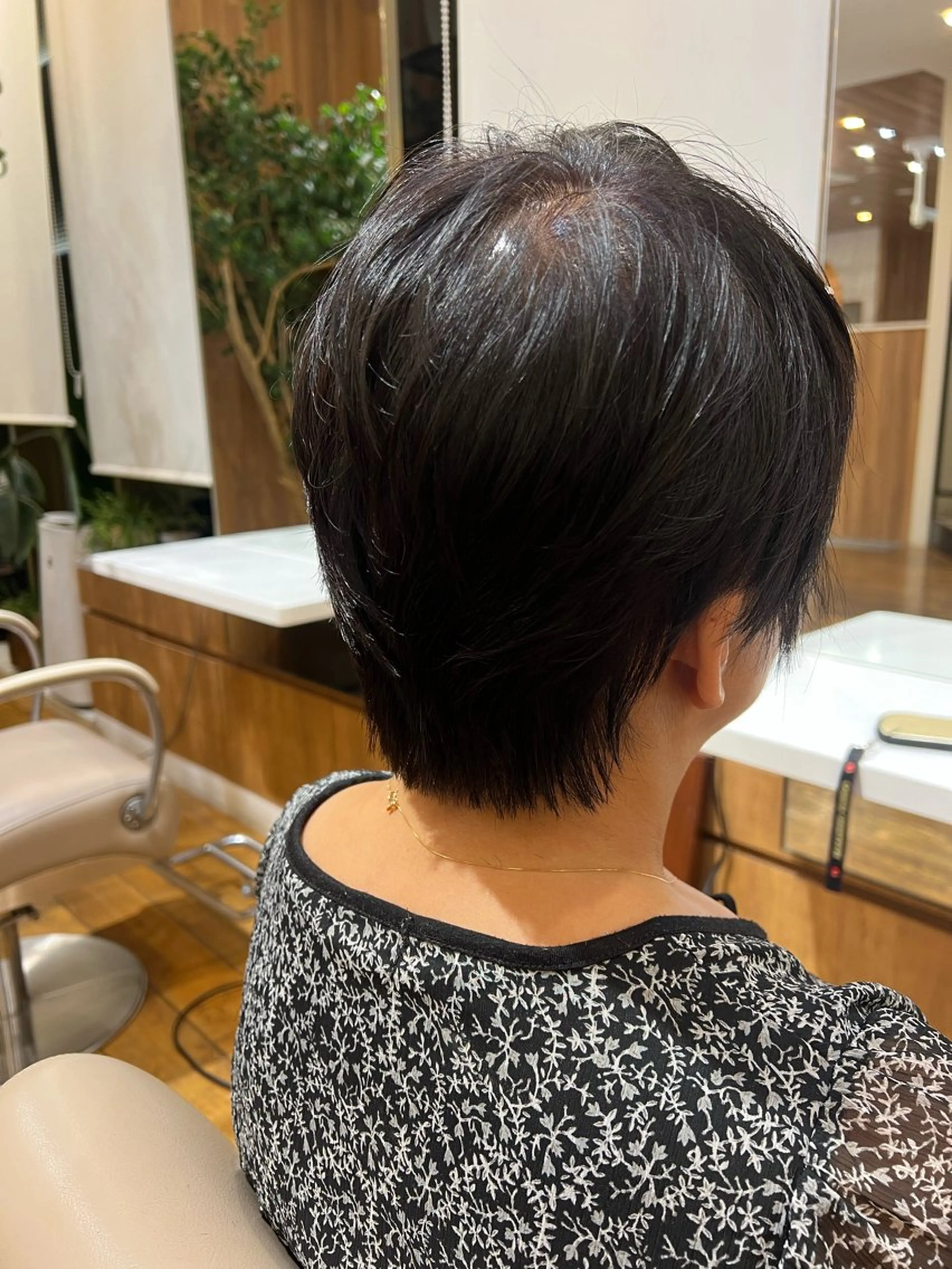 ショート 村中 逸紀のヘアスタイル