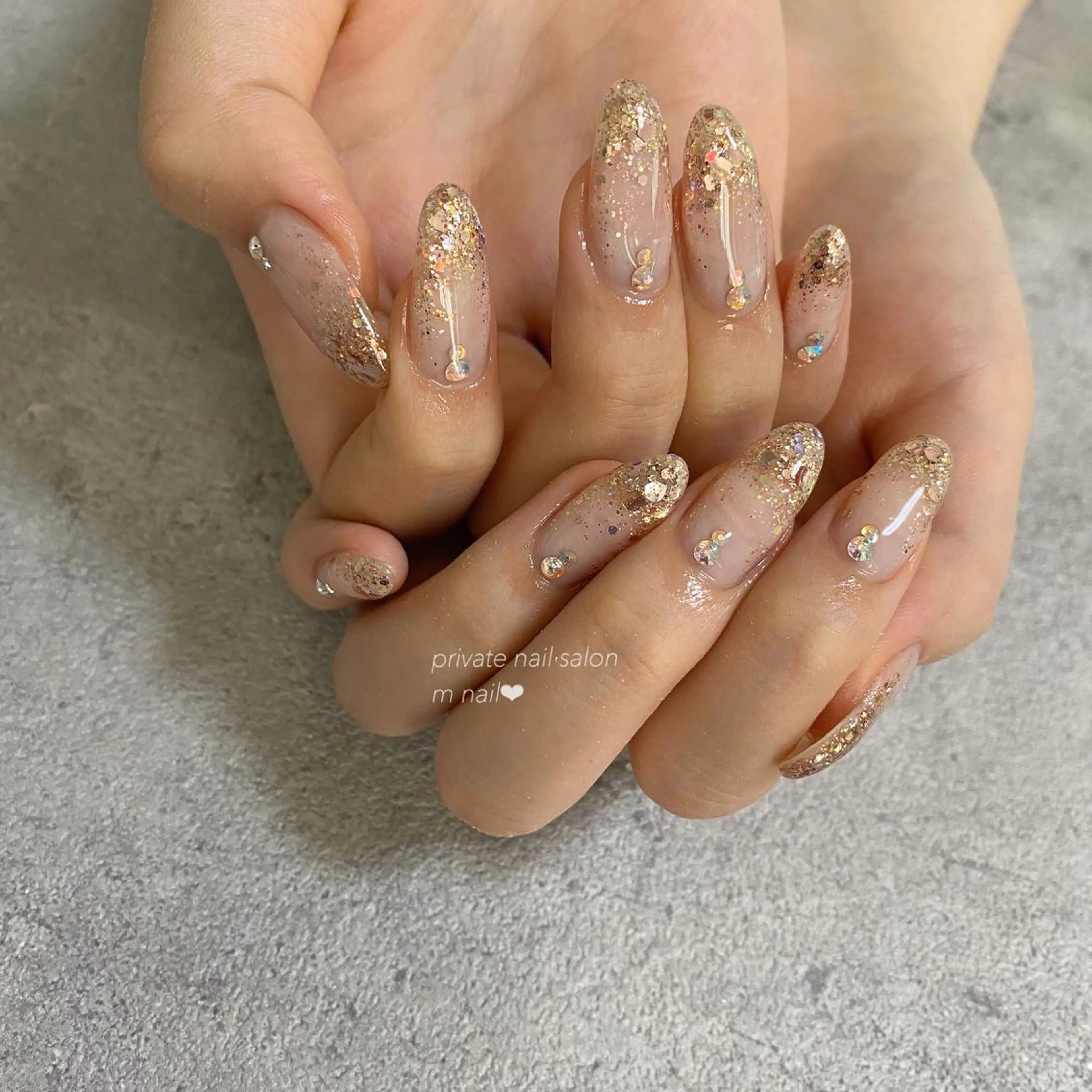 ネイル ラメ(グリッター) ハンドネイル 小河原 舞のネイルデザイン