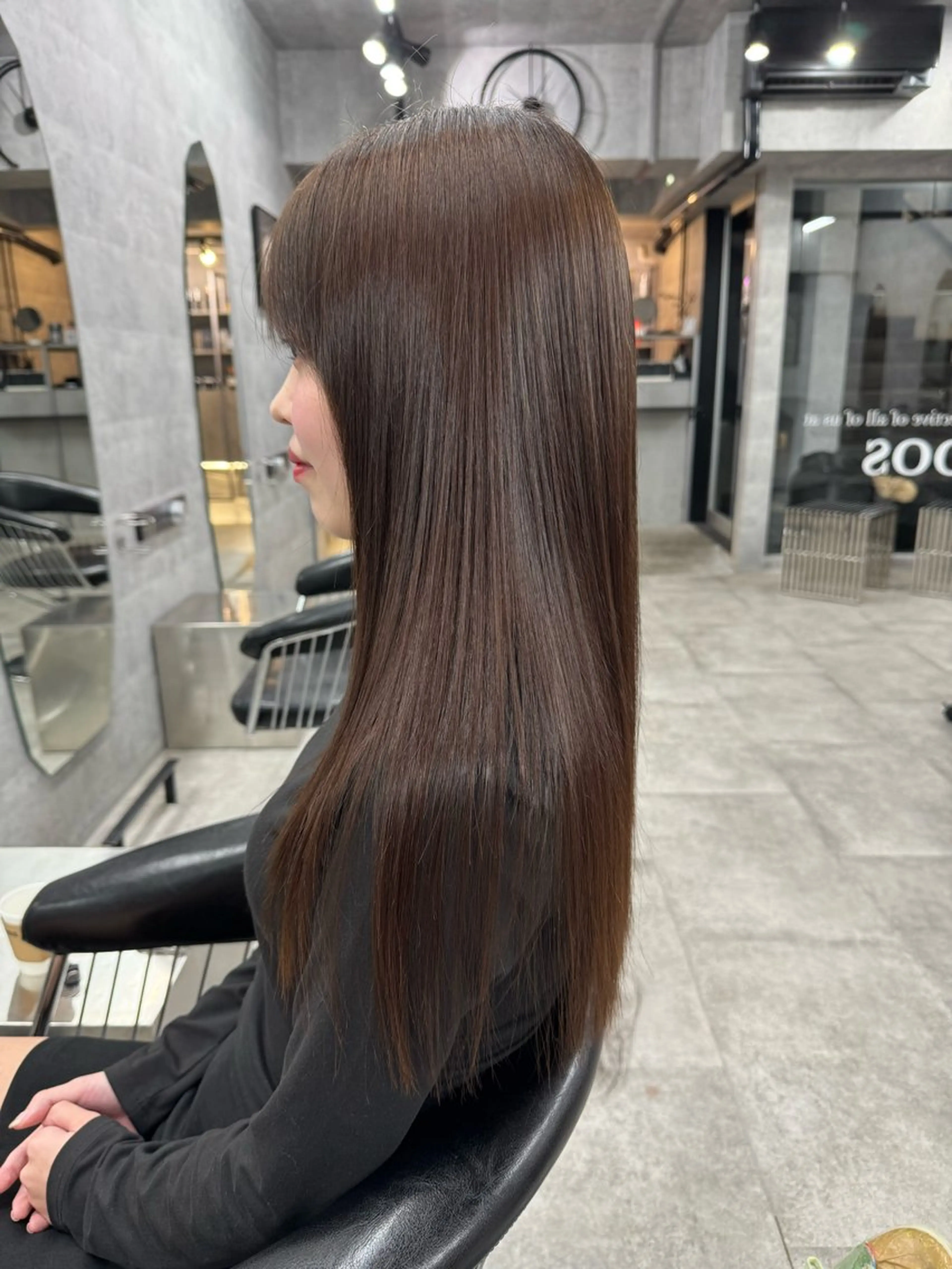 ロング カット 縮毛矯正 あなたのお悩み改善" You"💚❤️💛のヘアスタイル