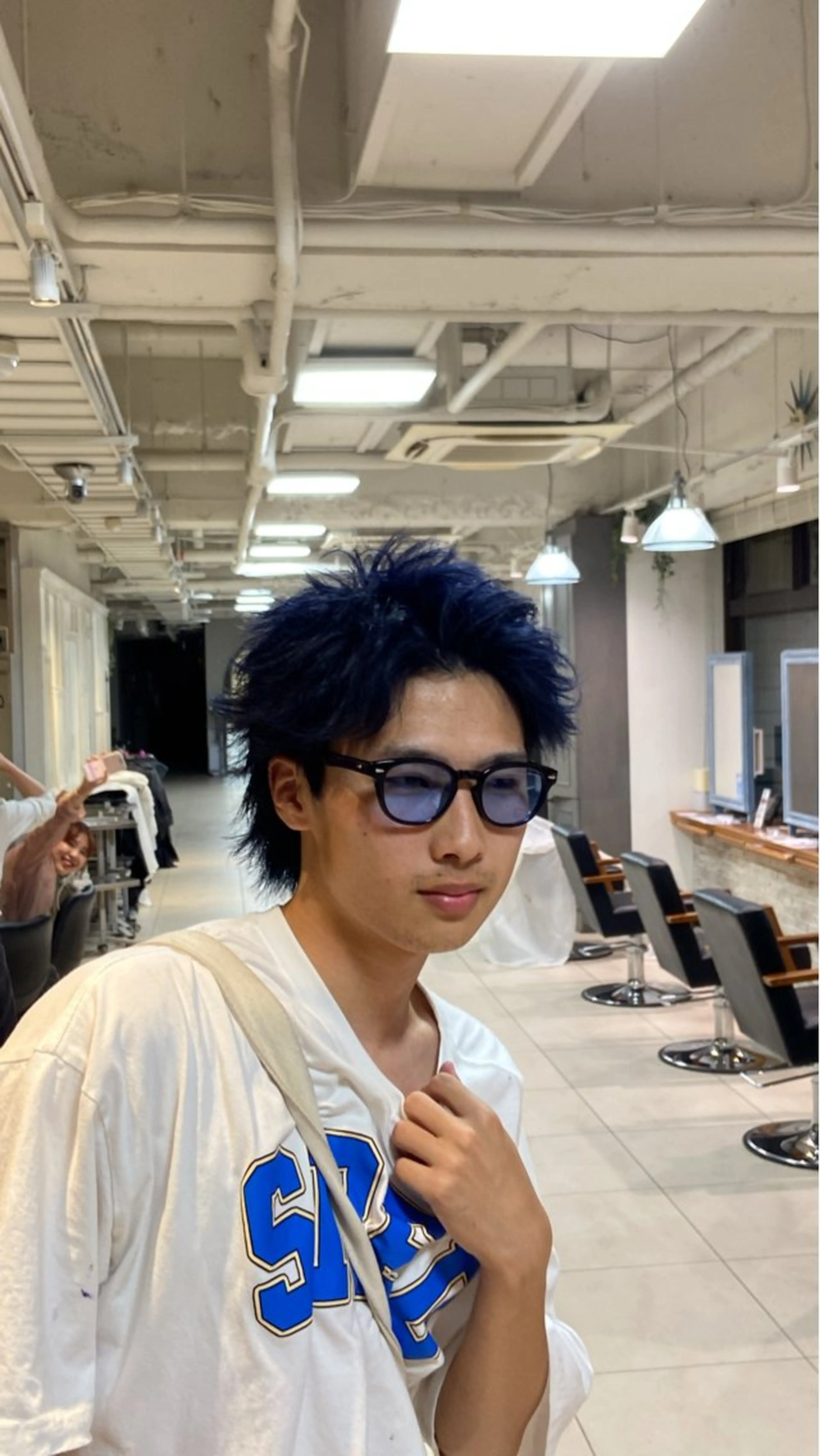 メンズ スパイキーショート 髪質改善/オリーブ/ ウルフカット/カラーのヘアスタイル