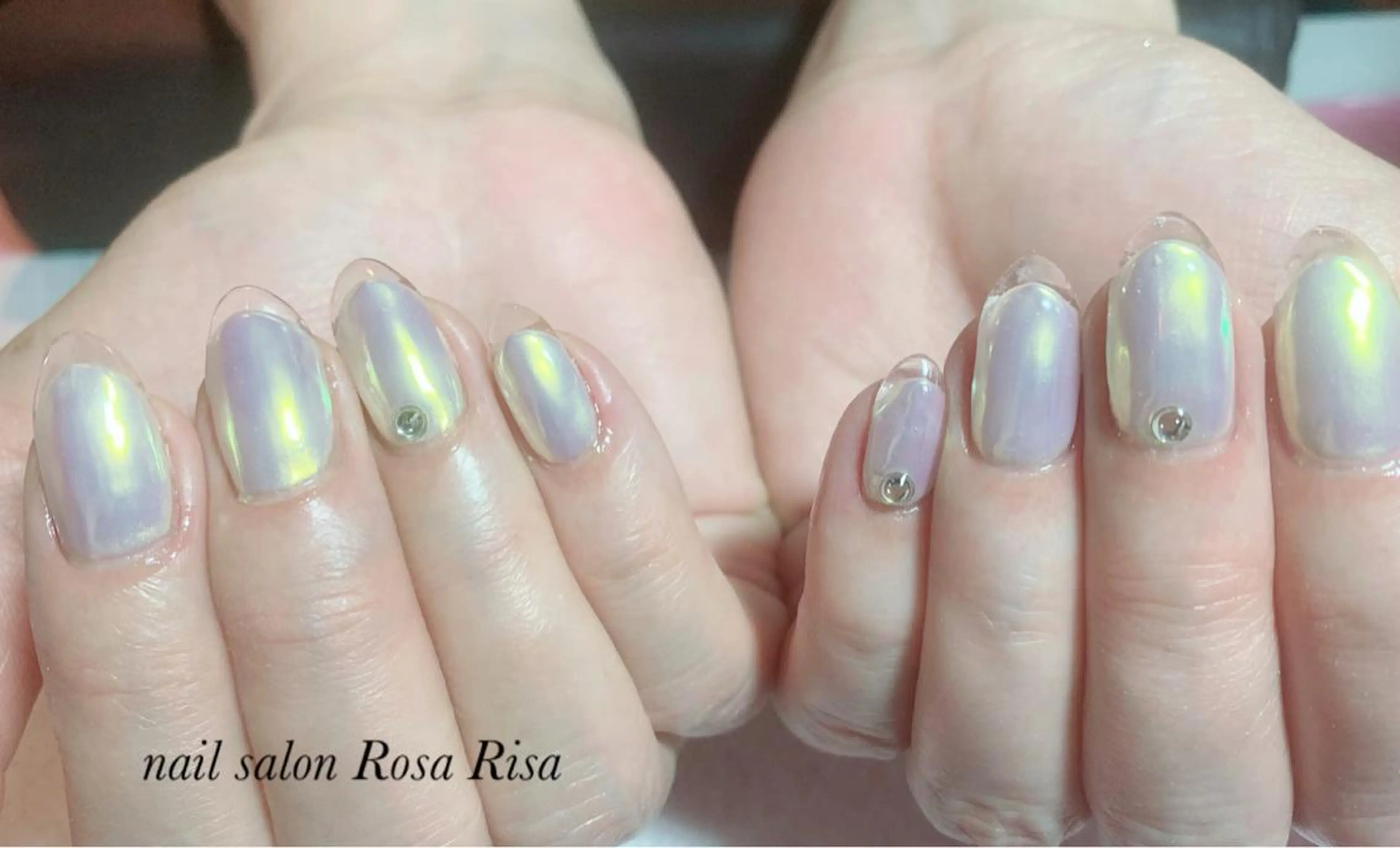 セミロング ネイル オーロラネイル ミラーネイル ネイルスタジオ シェイクユアハンズのネイルデザイン