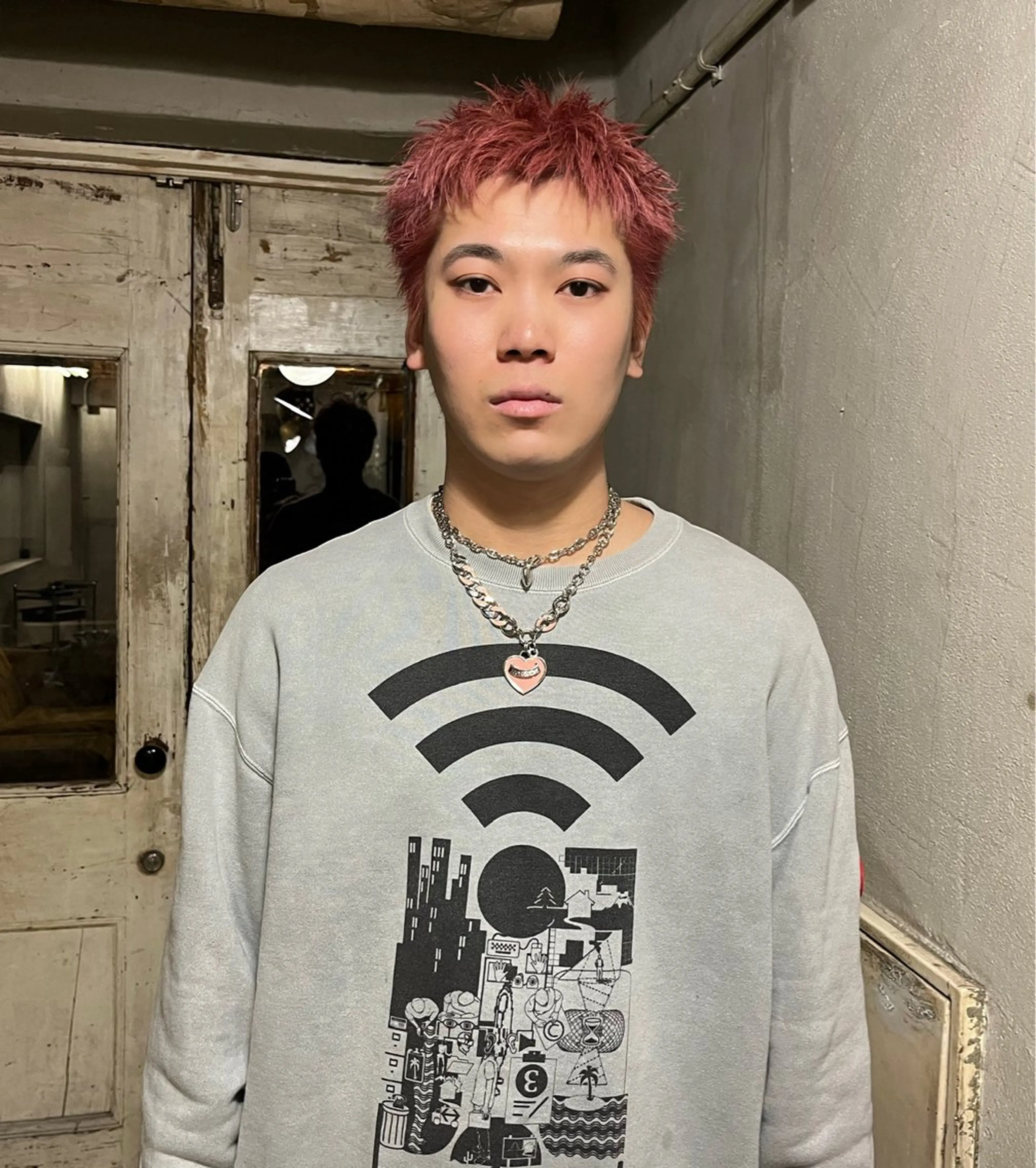 ショート カラー パーマ メンズ カット ヘアカラー パーマ、髪質改善 カズマのヘアスタイル