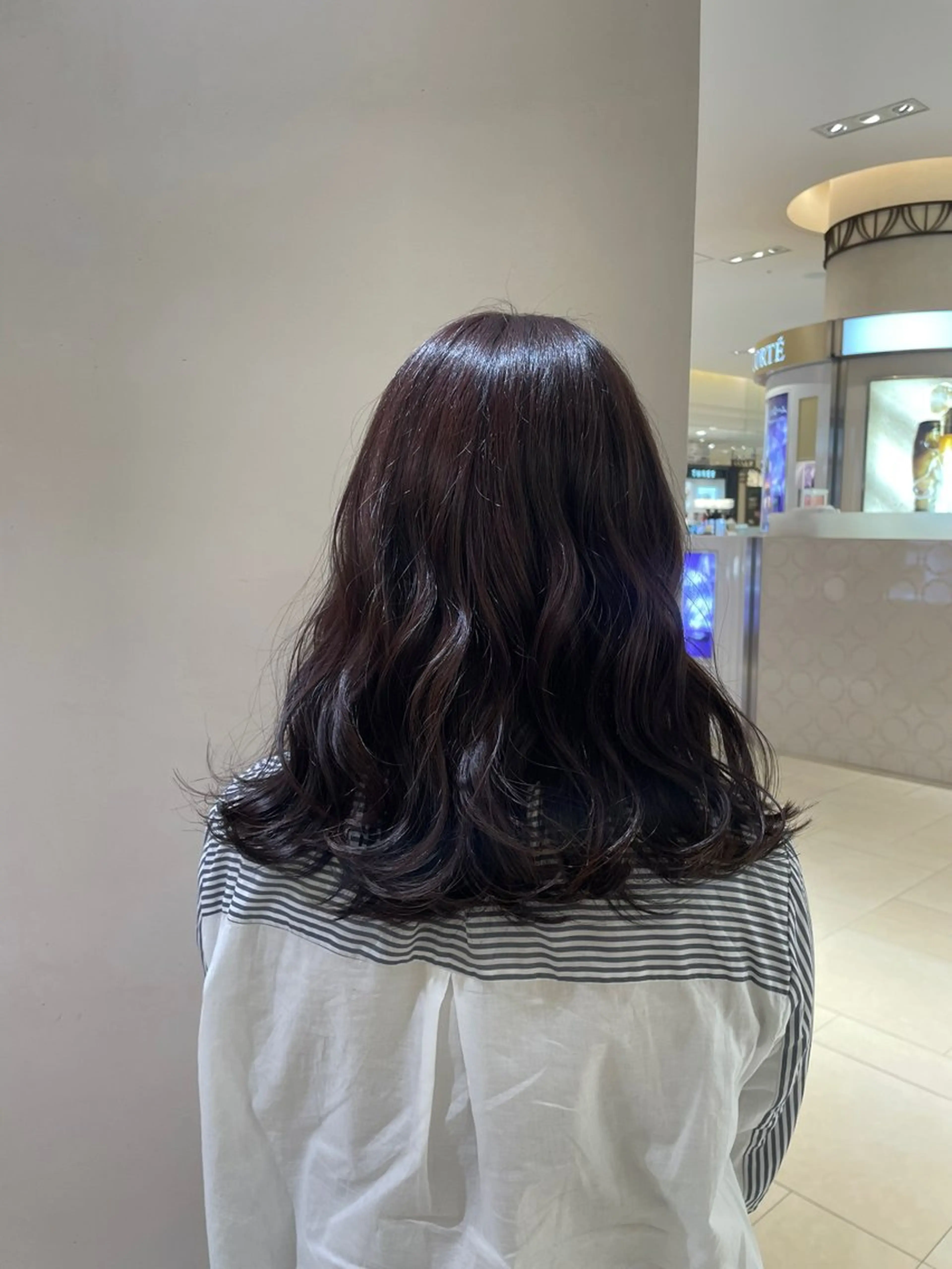セミロング 田中 くるみのヘアスタイル
