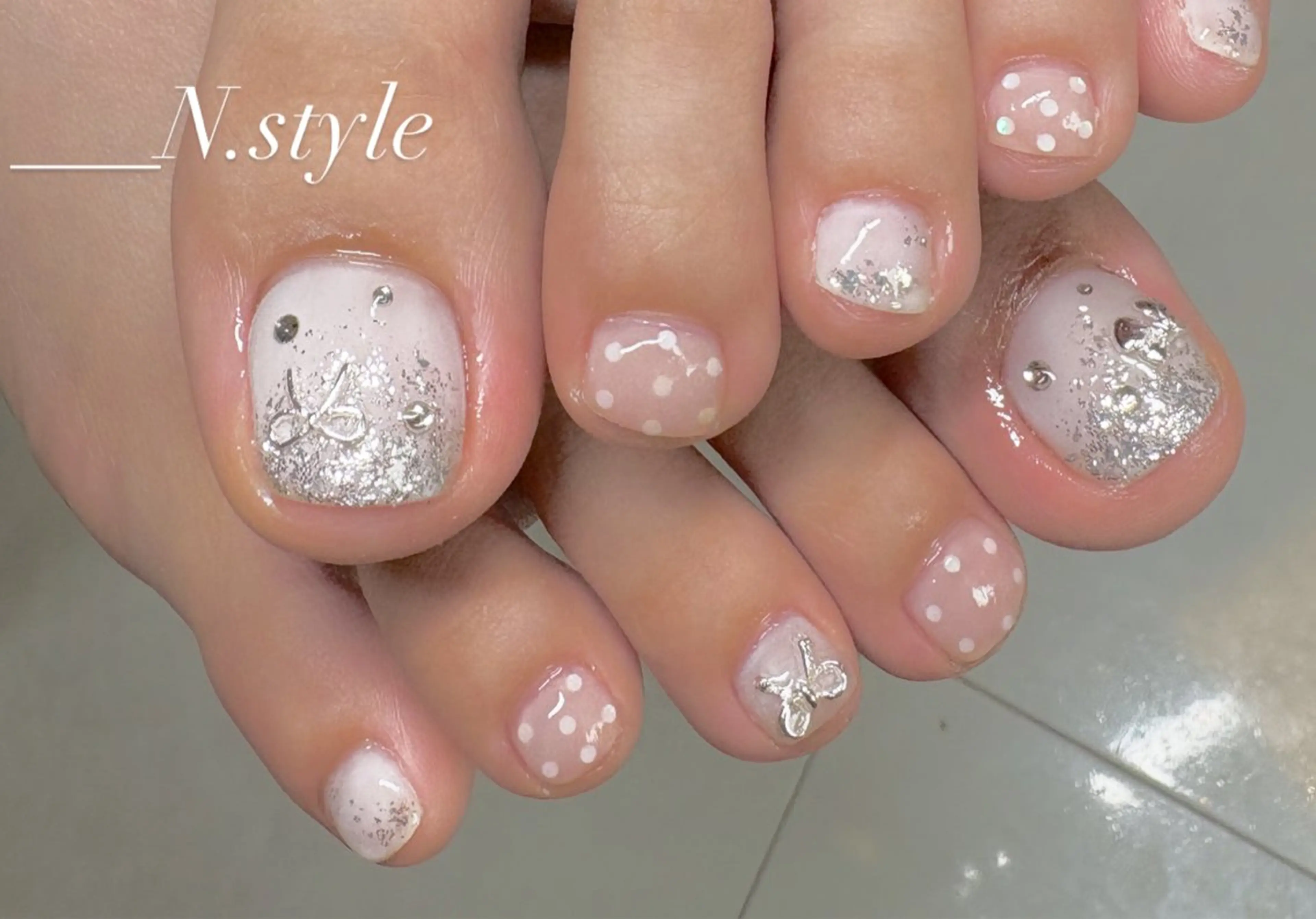 ネイル 長さ出し フットネイル 持ち込み 春ネイル フットネイル N.style所属・Ｎ. styleのネイルデザイン