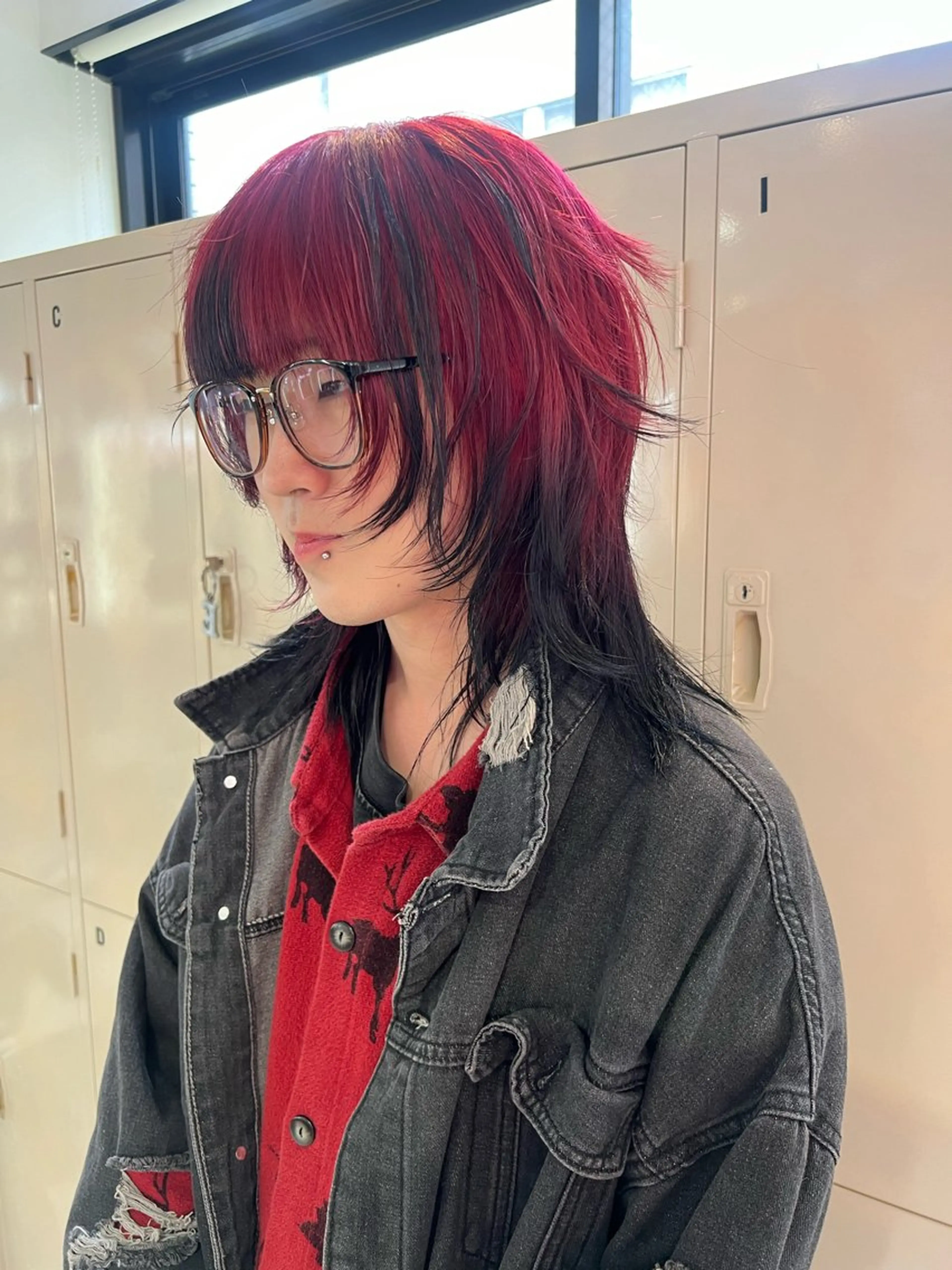 メンズ ヘアカラー トリートメント 💥ウルフカット デザインあんな💥のヘアスタイル