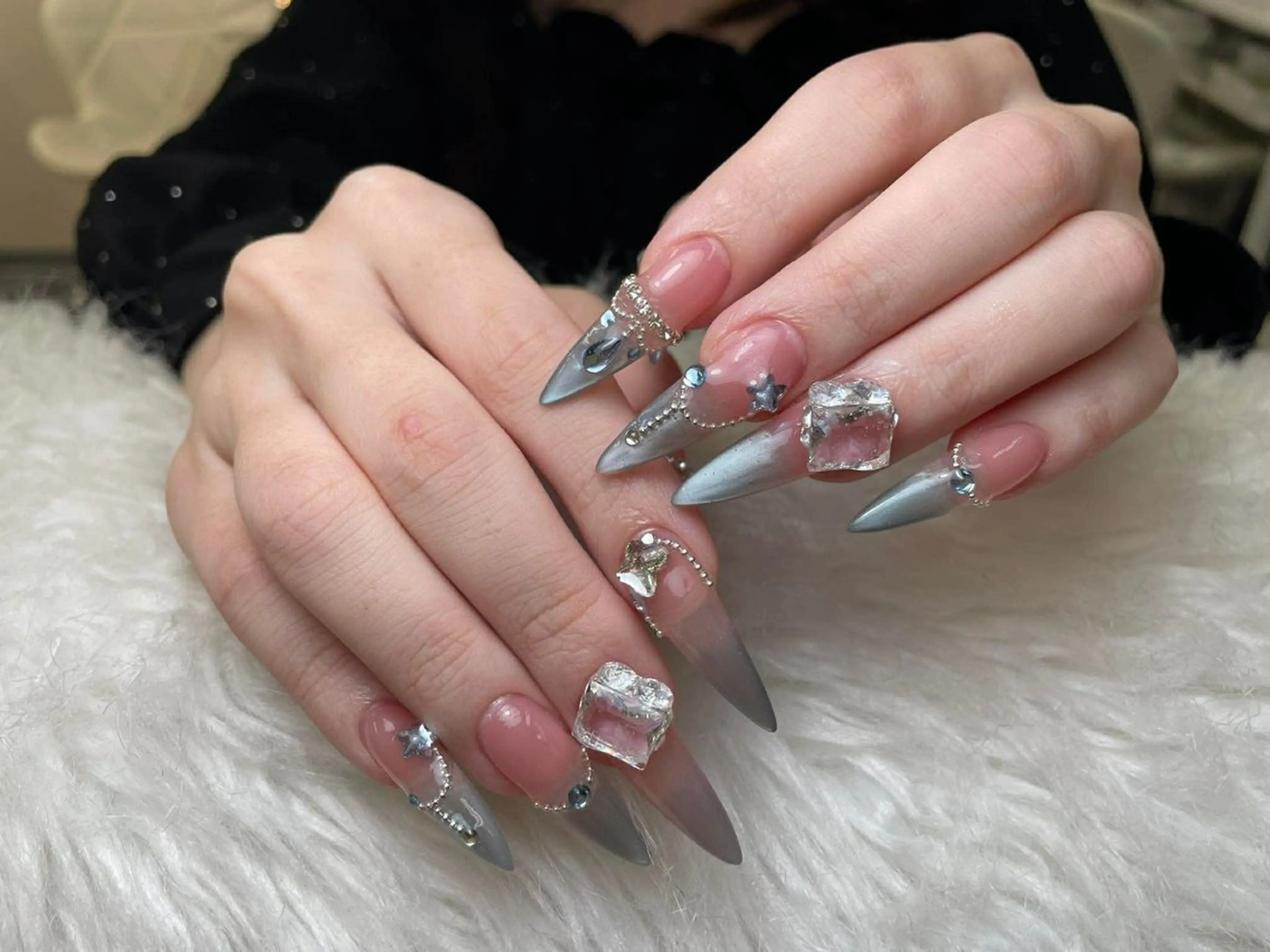 ネイル アートネイル 成人式 ジェルネイル ニュアンスネイル 夏ネイル ハンドネイル Jenn Nail Salonのネイルデザイン