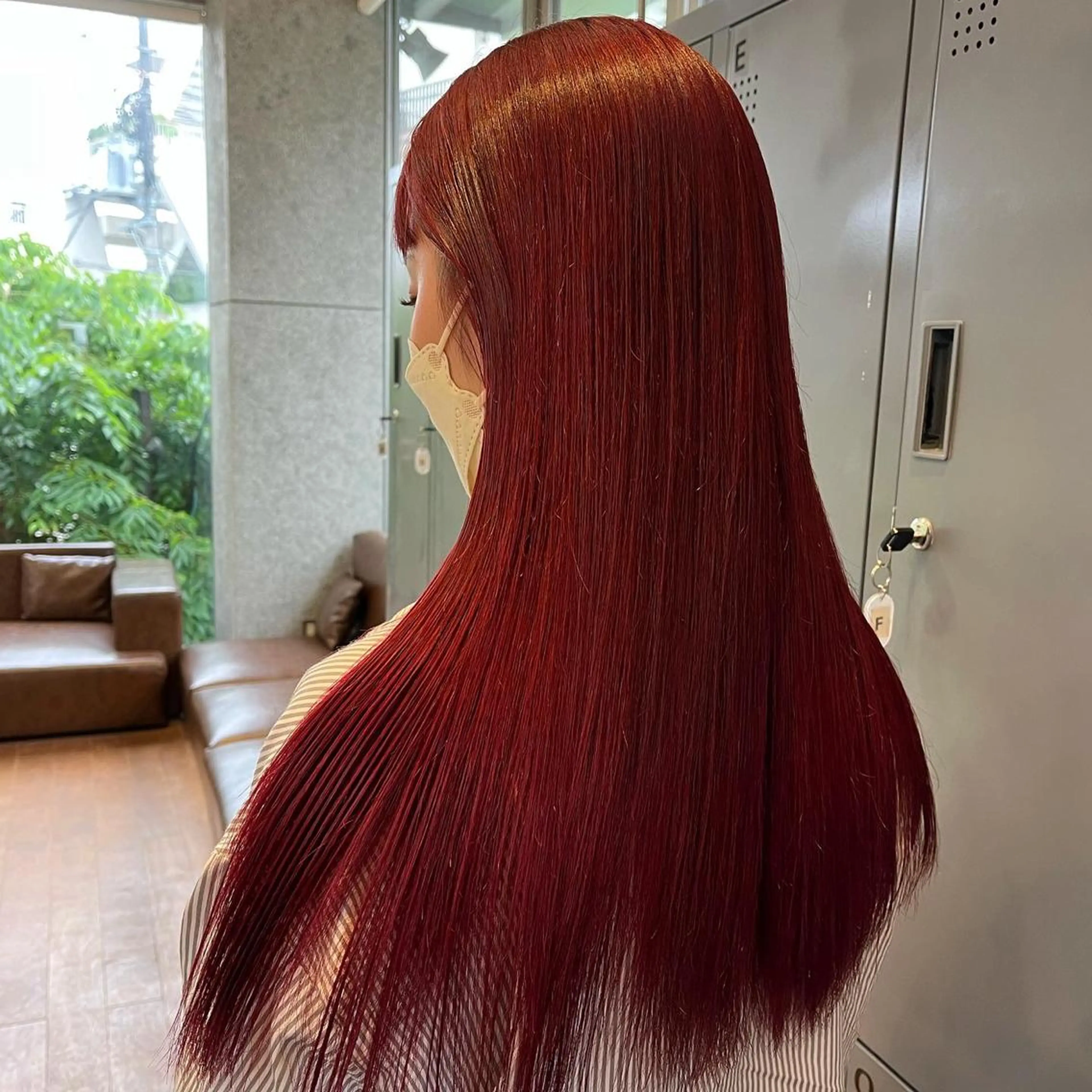 ロング カラー レッドカラー ボブハイトーン🦖 デザインMAMIのヘアスタイル