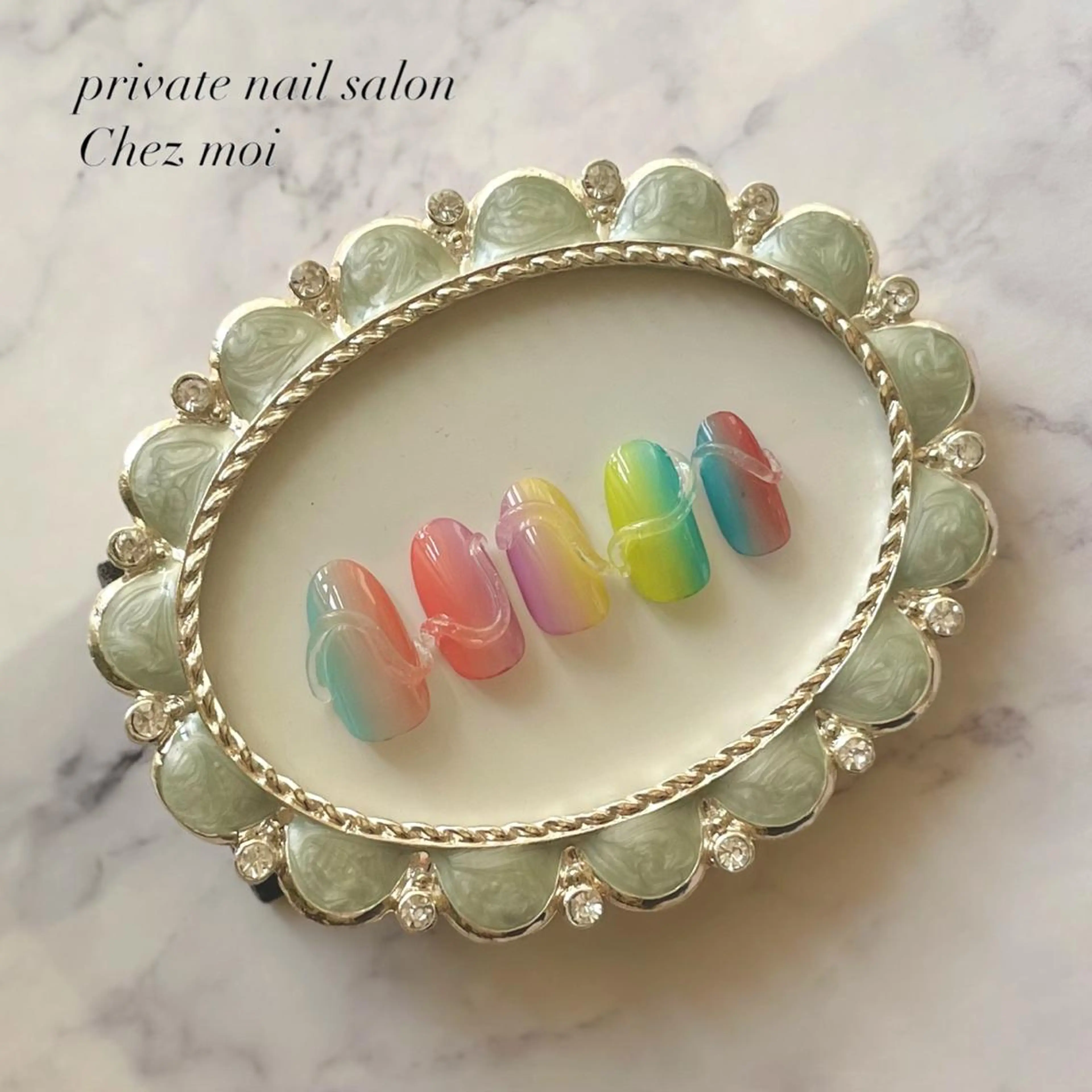 ネイル グラデーション KOMINE TOMOKOのネイルデザイン