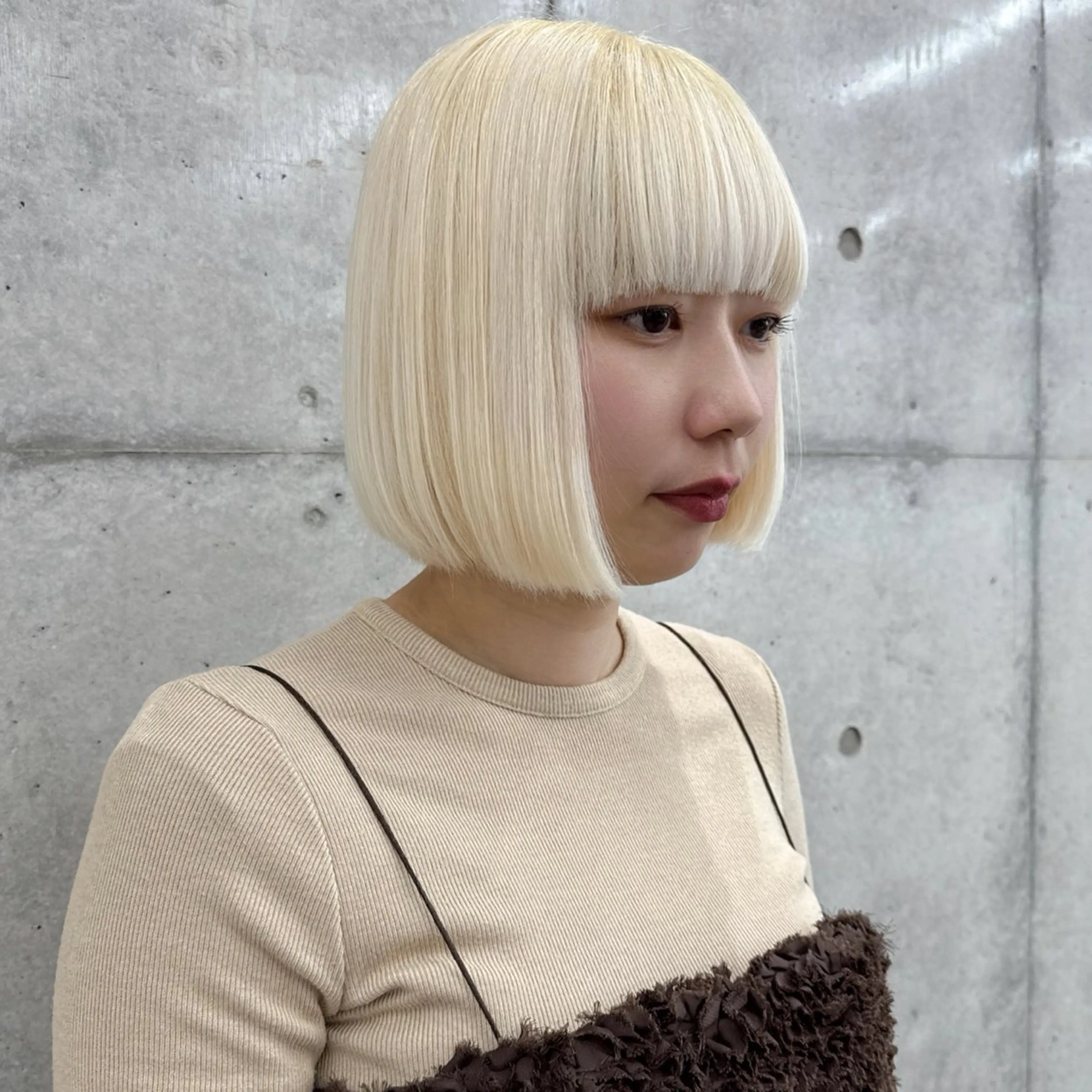 ミディアム カラー ブロンド カット ヘアカラー トリートメント 🌱ブリーチ・透明感 カラー/mapi🦭のヘアスタイル