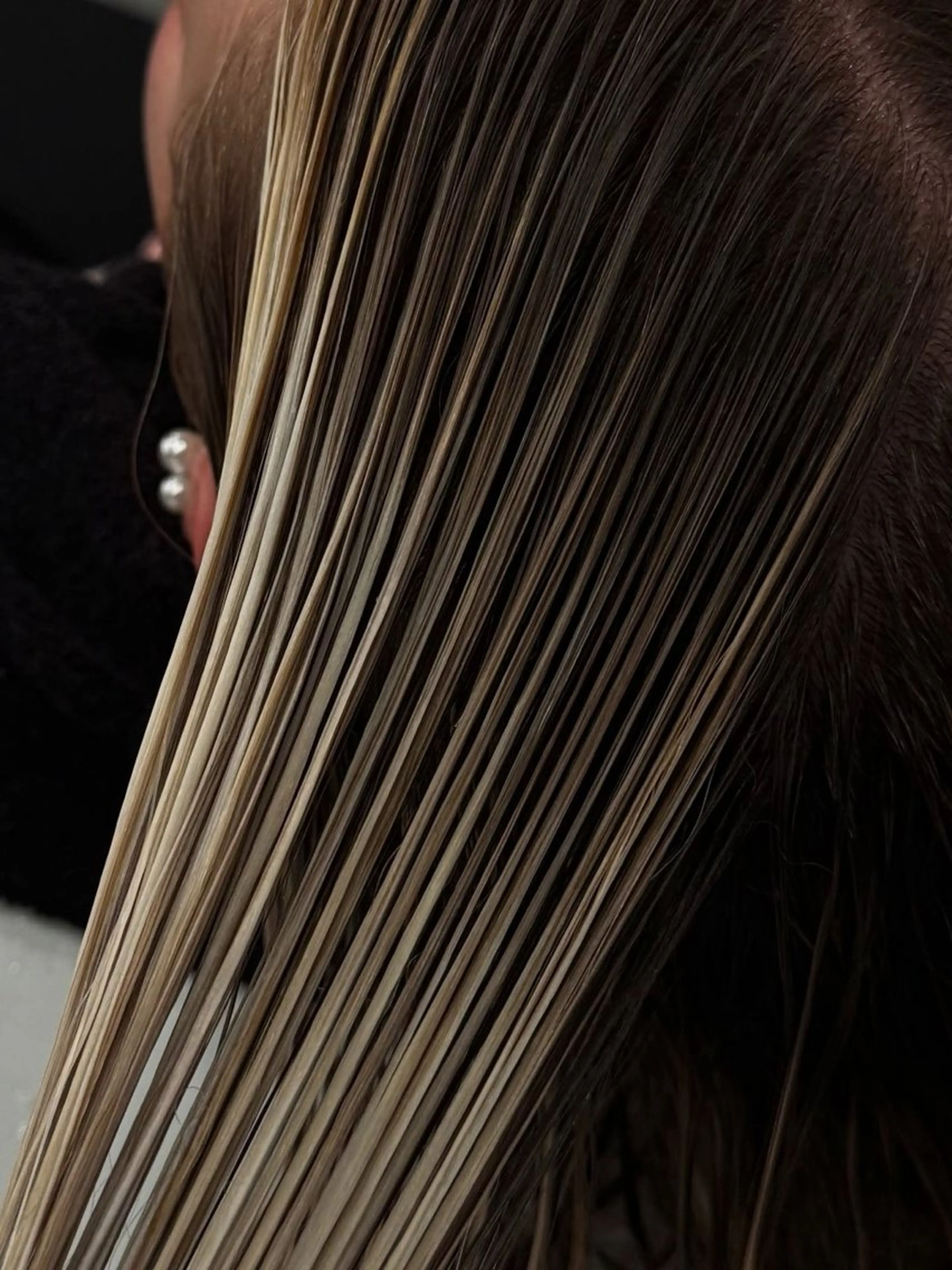 ロング ヤノ ナオミのヘアスタイル