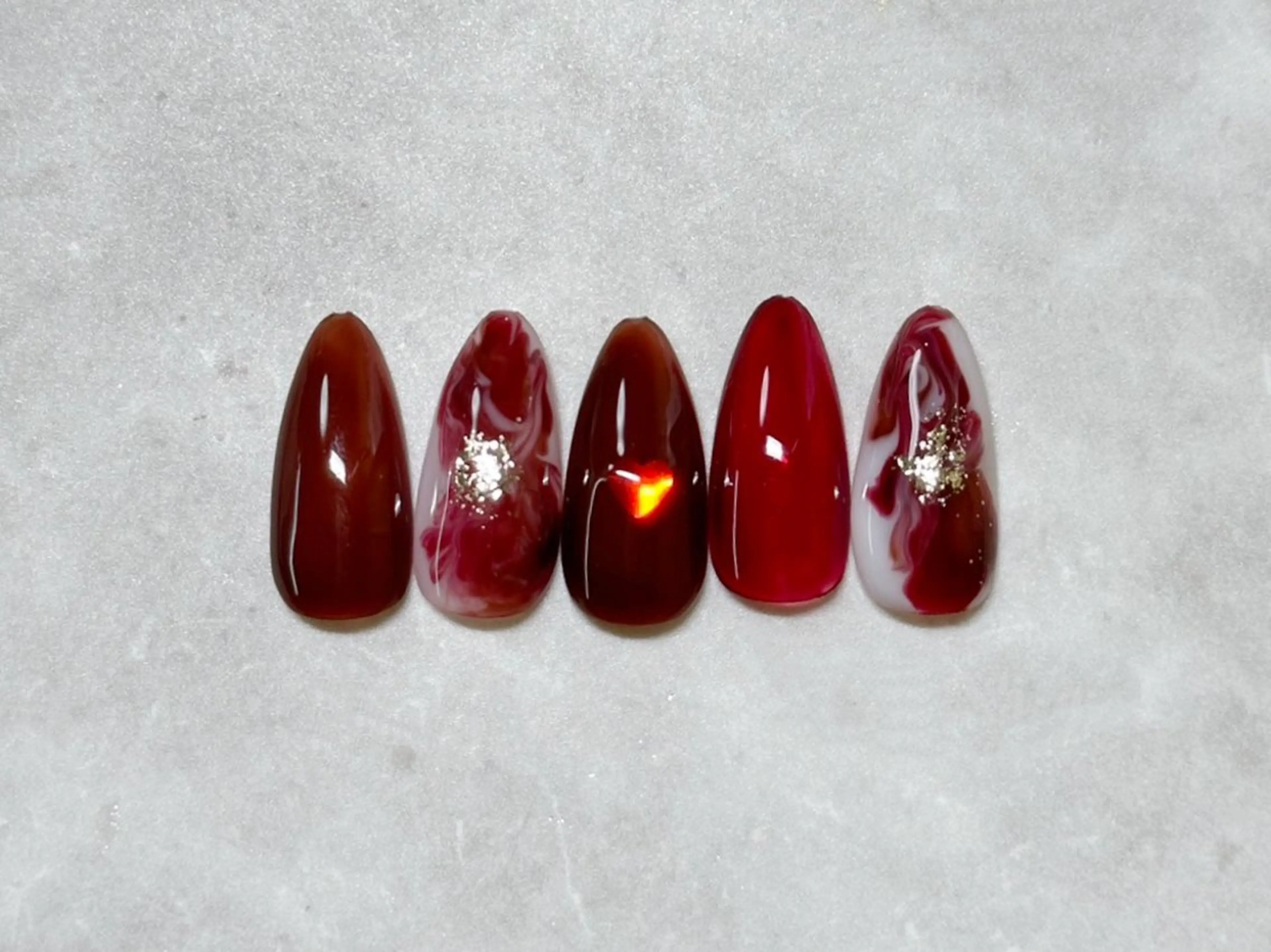 ネイル Nailsalon Graciasのネイルデザイン