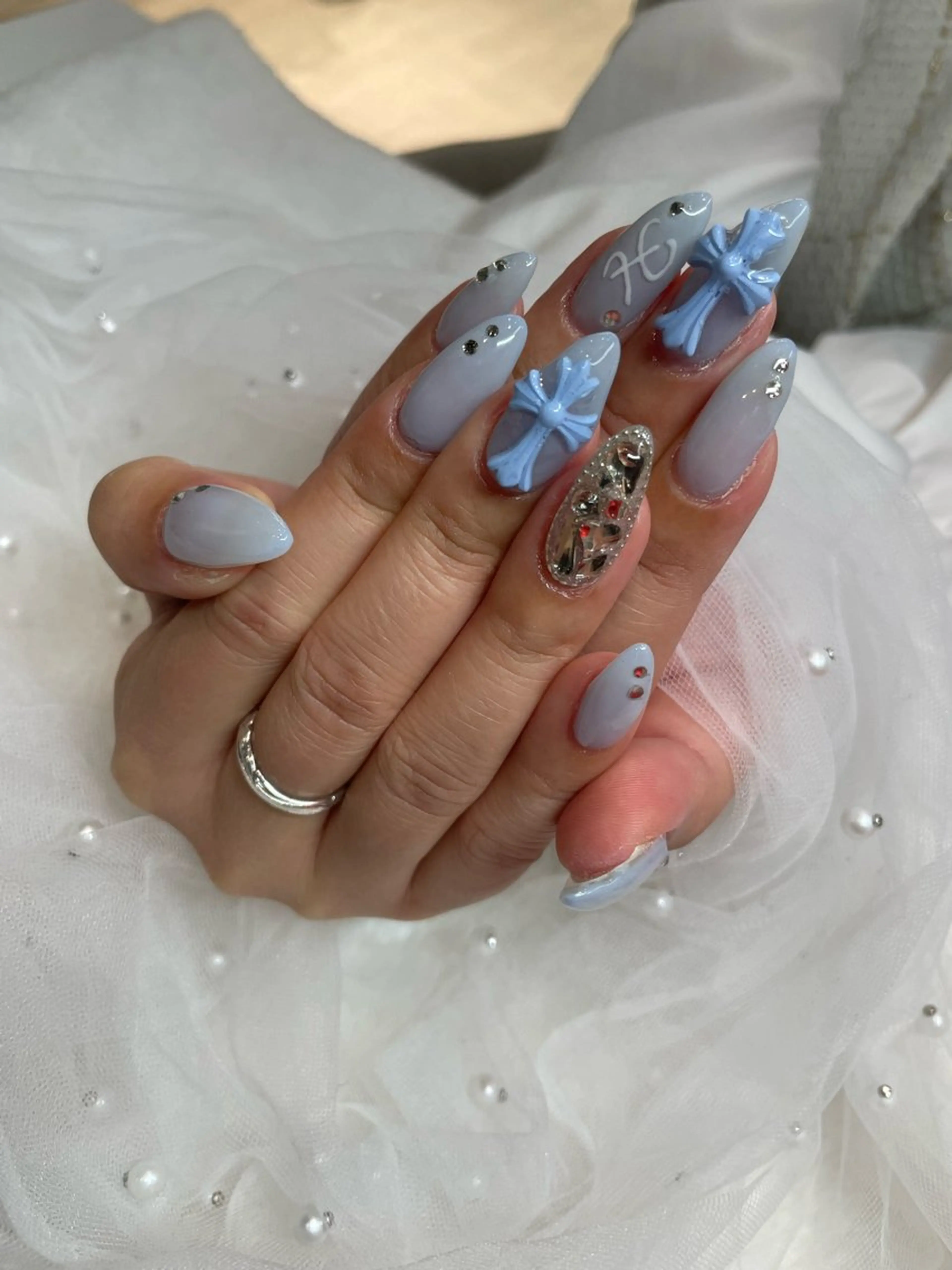 ネイル I-nailロング /ワンホン/キラキラのネイルデザイン