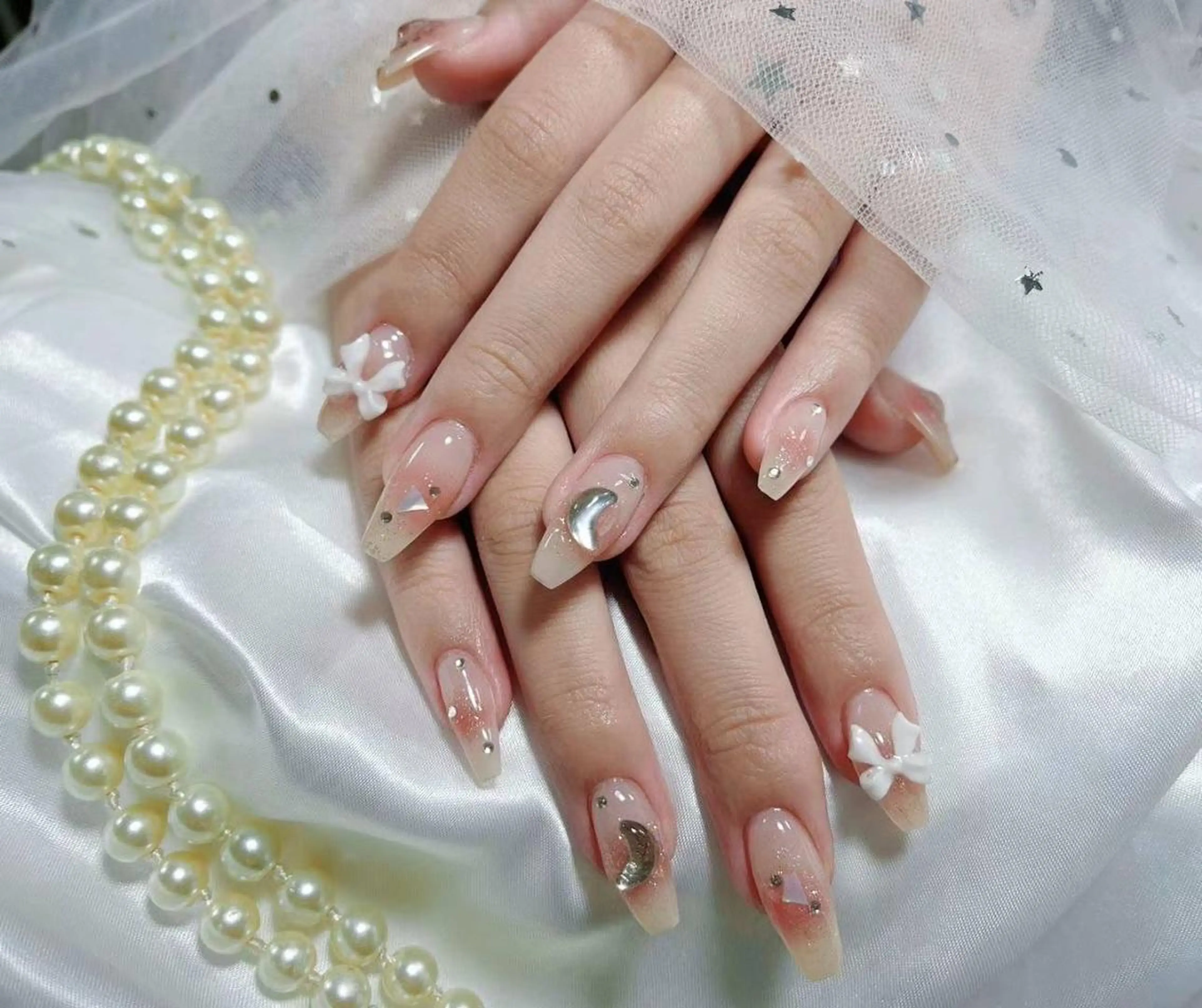 ネイル VIVIAN リサのネイルデザイン