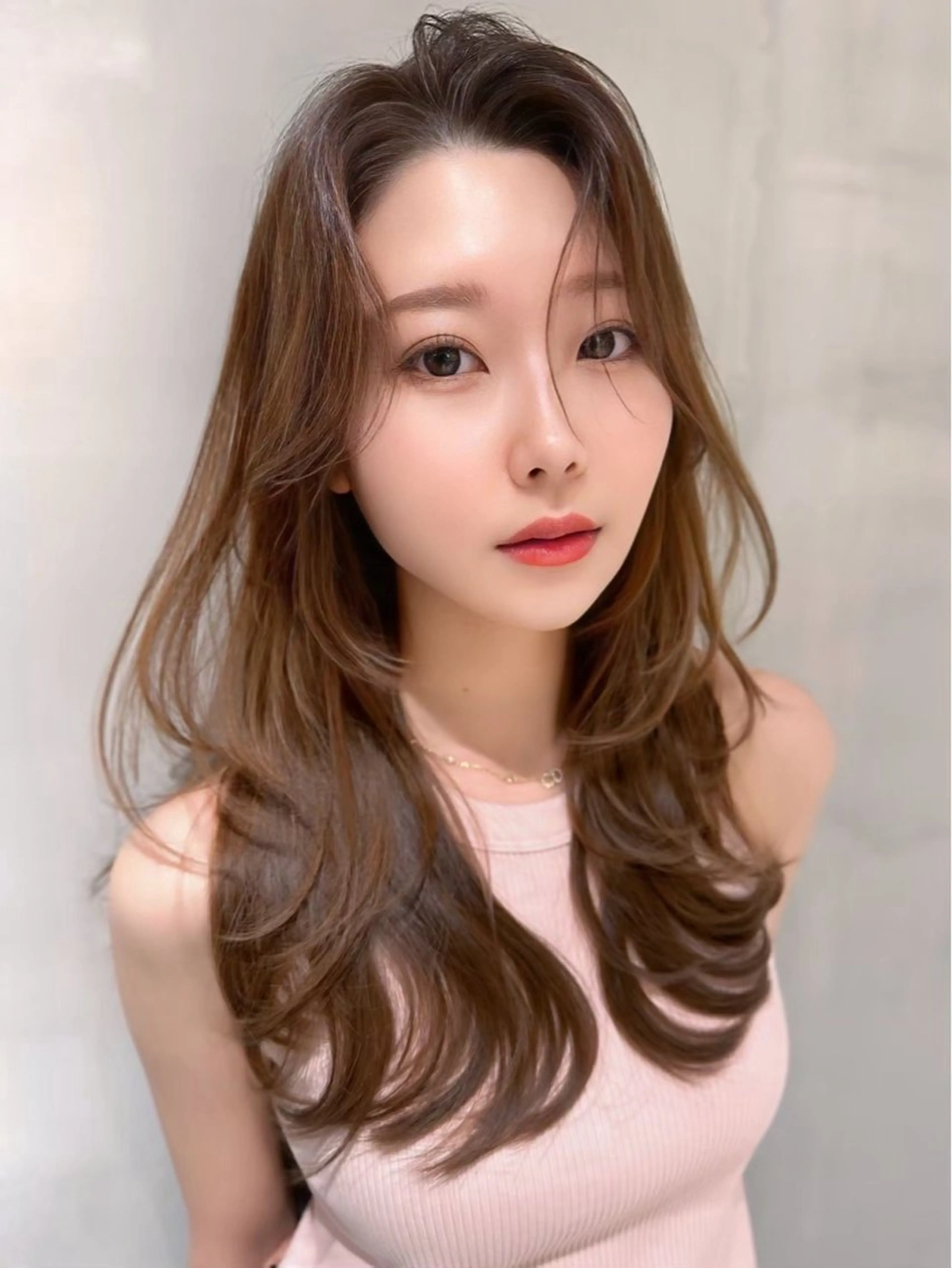 ロング 韓国風ヘア カット お悩み解決特化美容師 🌟本郷壮一郎のヘアスタイル