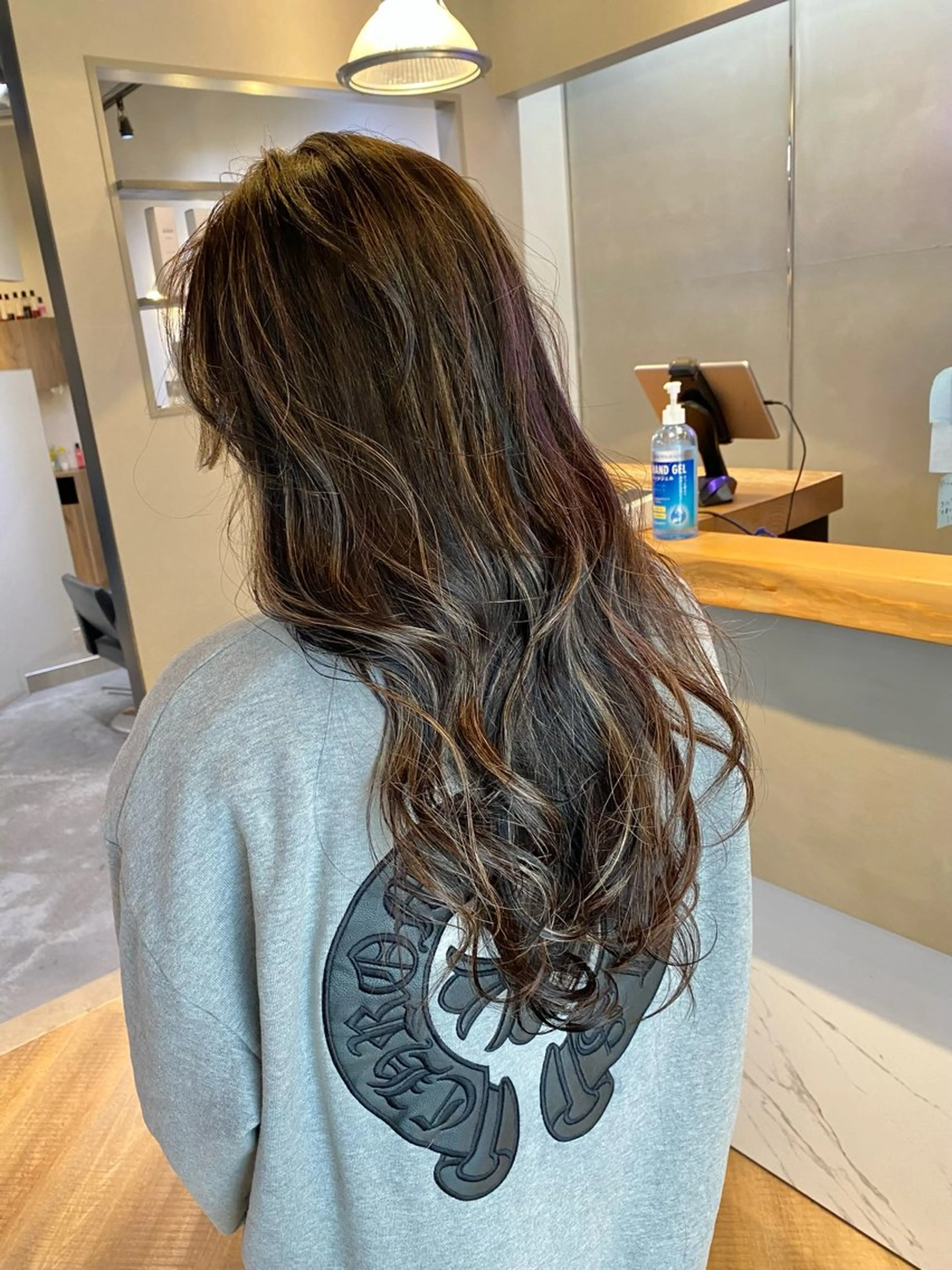 ロング ヘアカラー トリートメント 【博多ハイライトカラ ー】中島啓太のヘアスタイル