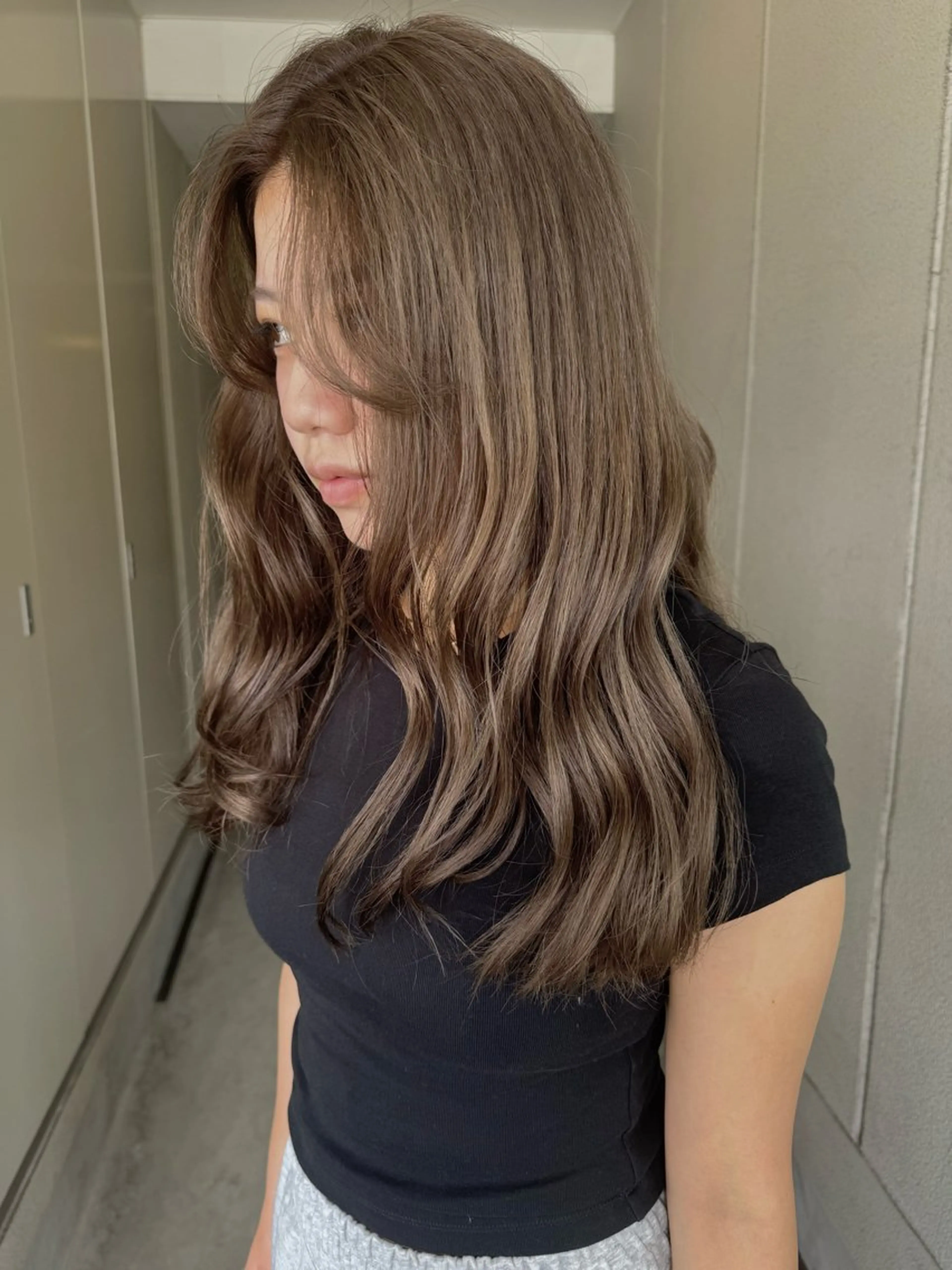 カラー グレージュ ハイトーンカラー KON所属・KON /nozomiのヘアスタイル