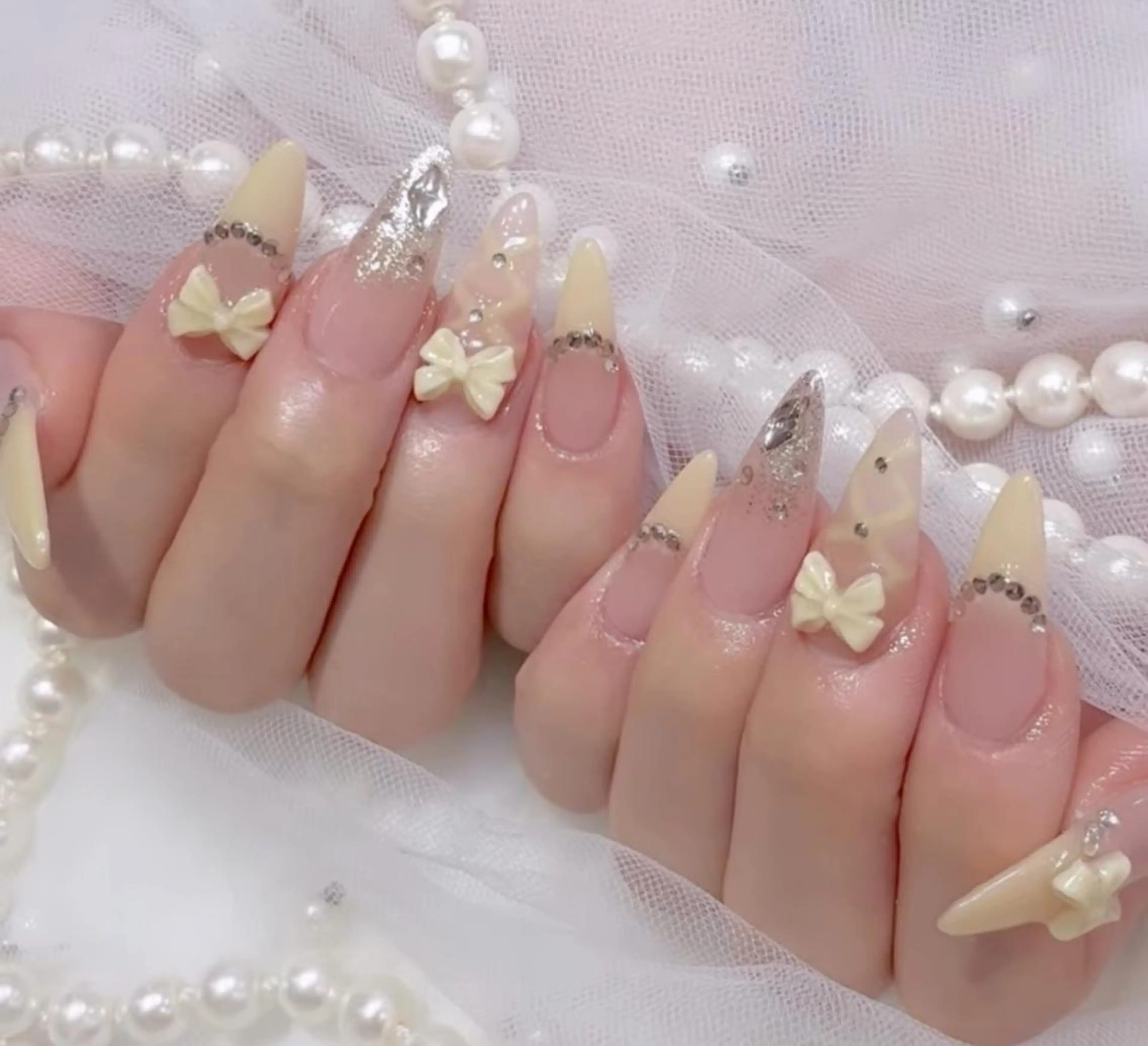 ネイル WISTERIA SAKAEのネイルデザイン