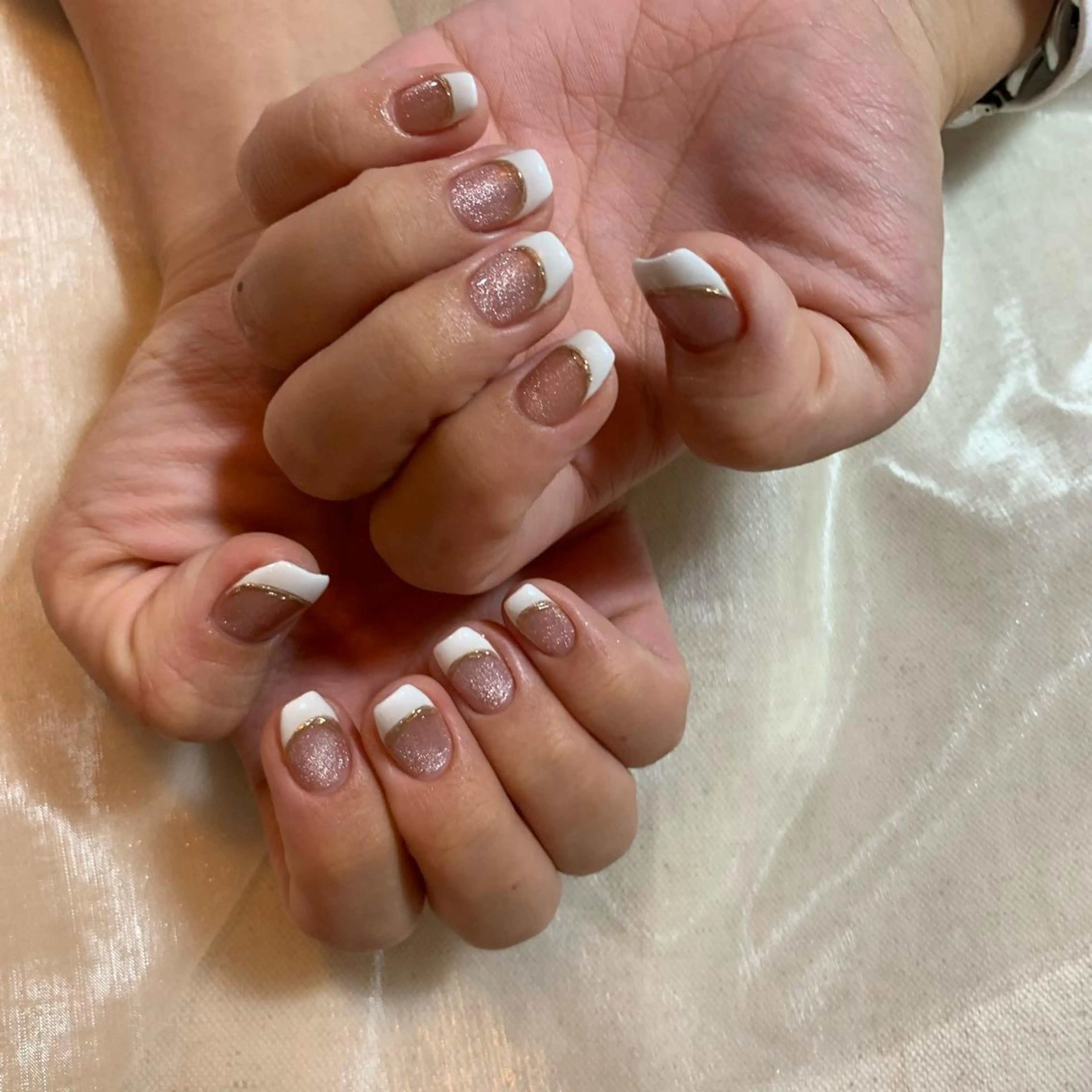 ネイル repos~ルポ~所属・里見 麗のネイルデザイン