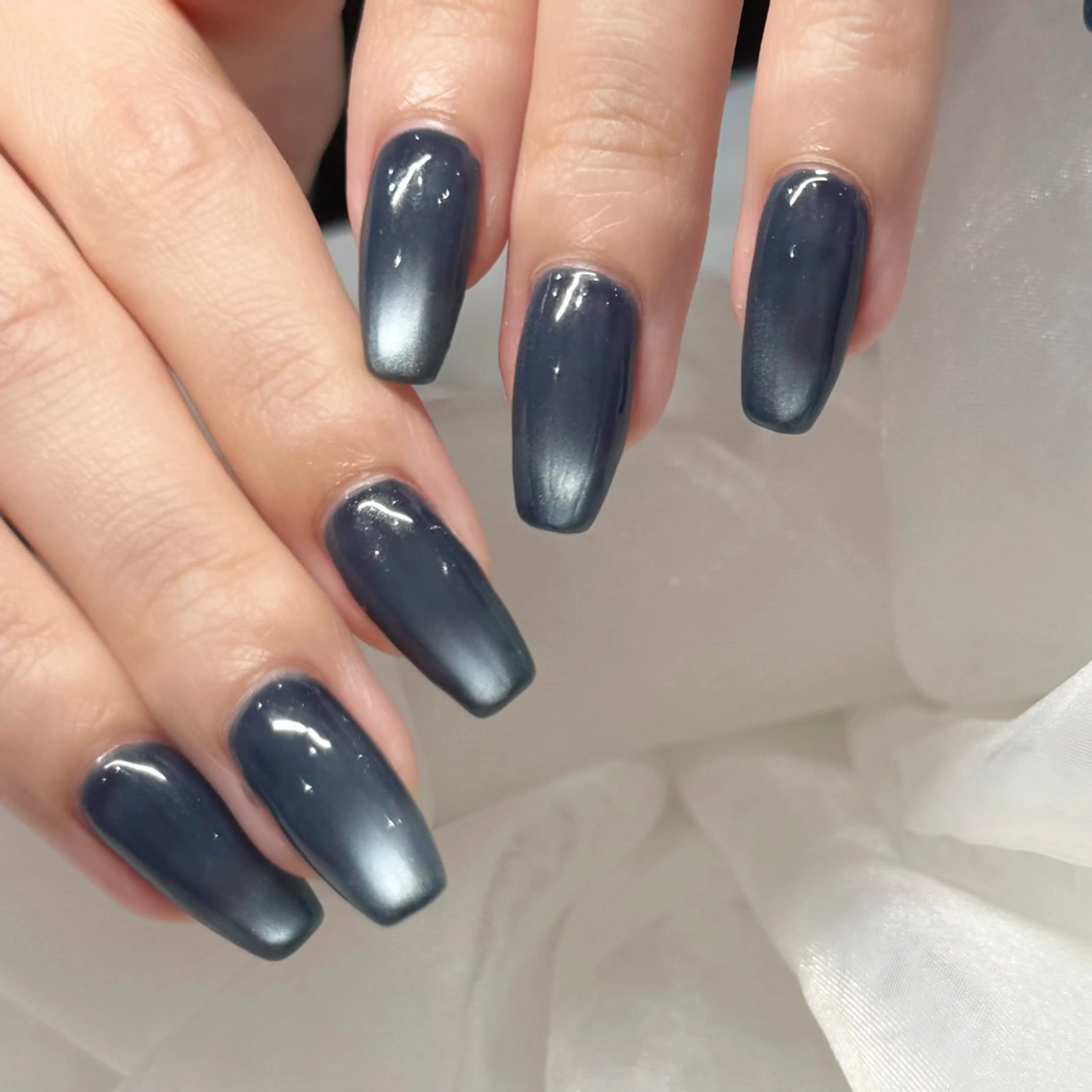 ネイル マグネットネイル ネイビー ハンドネイル Carina Nail所属・CarinaNail Chieのネイルデザイン