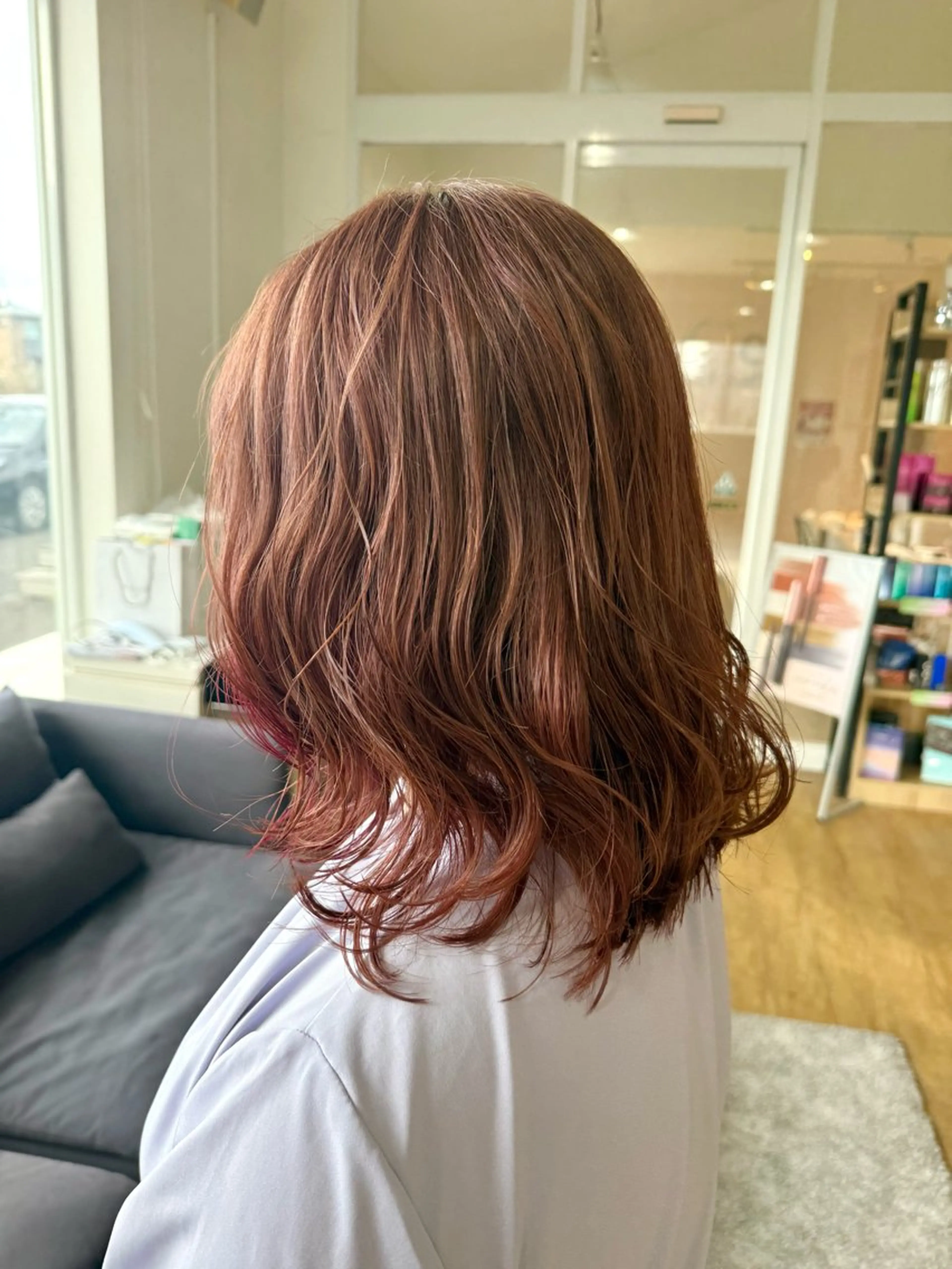 ミディアム カラー ヘアアレンジ ベージュカラー ピンクカラー ピンクベージュ カット ヘアカラー トリートメント 鹿児島 聖来のヘアスタイル