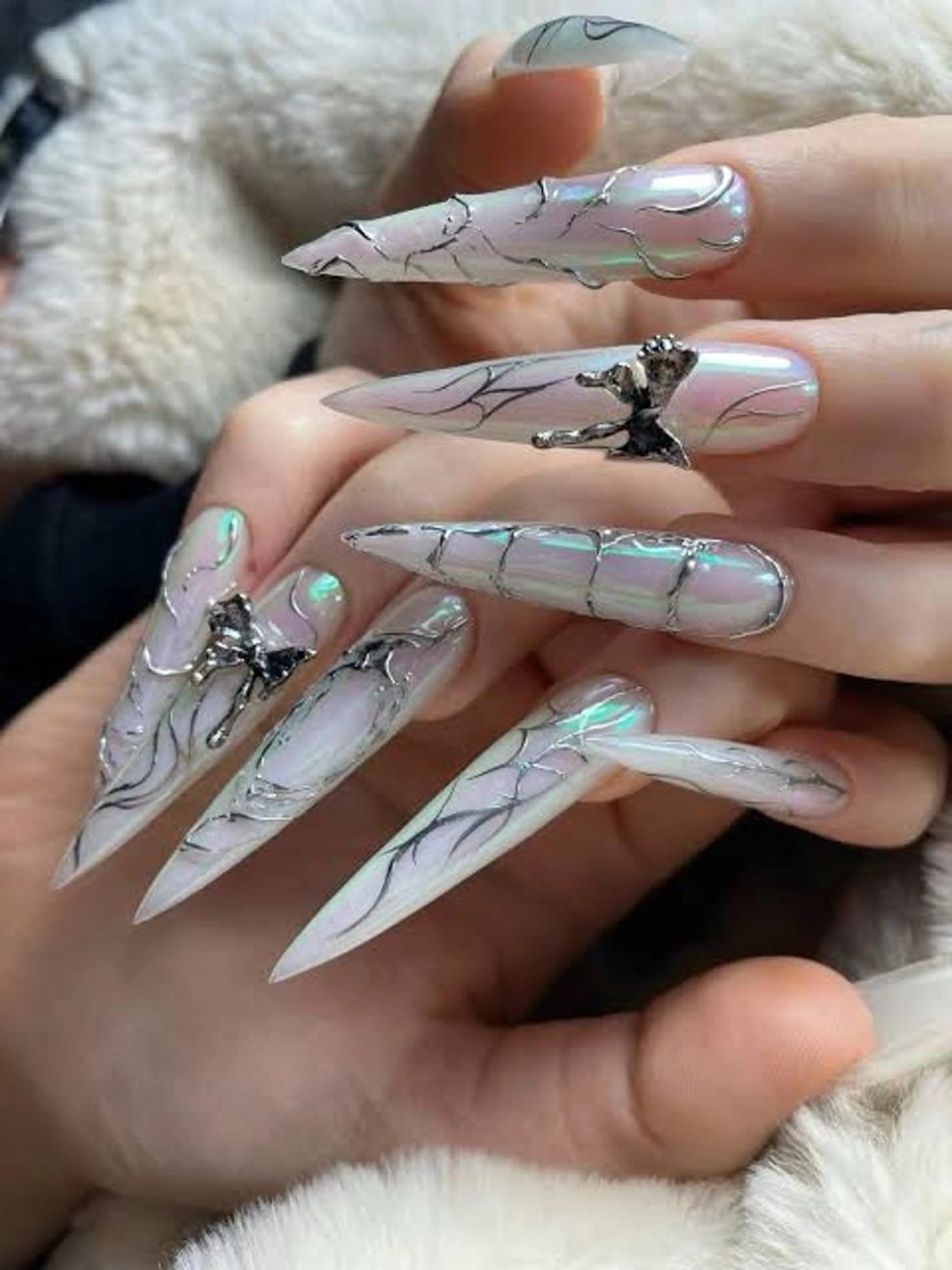 ネイル ハンドネイル ハンドケア いちご chan novaのネイルデザイン