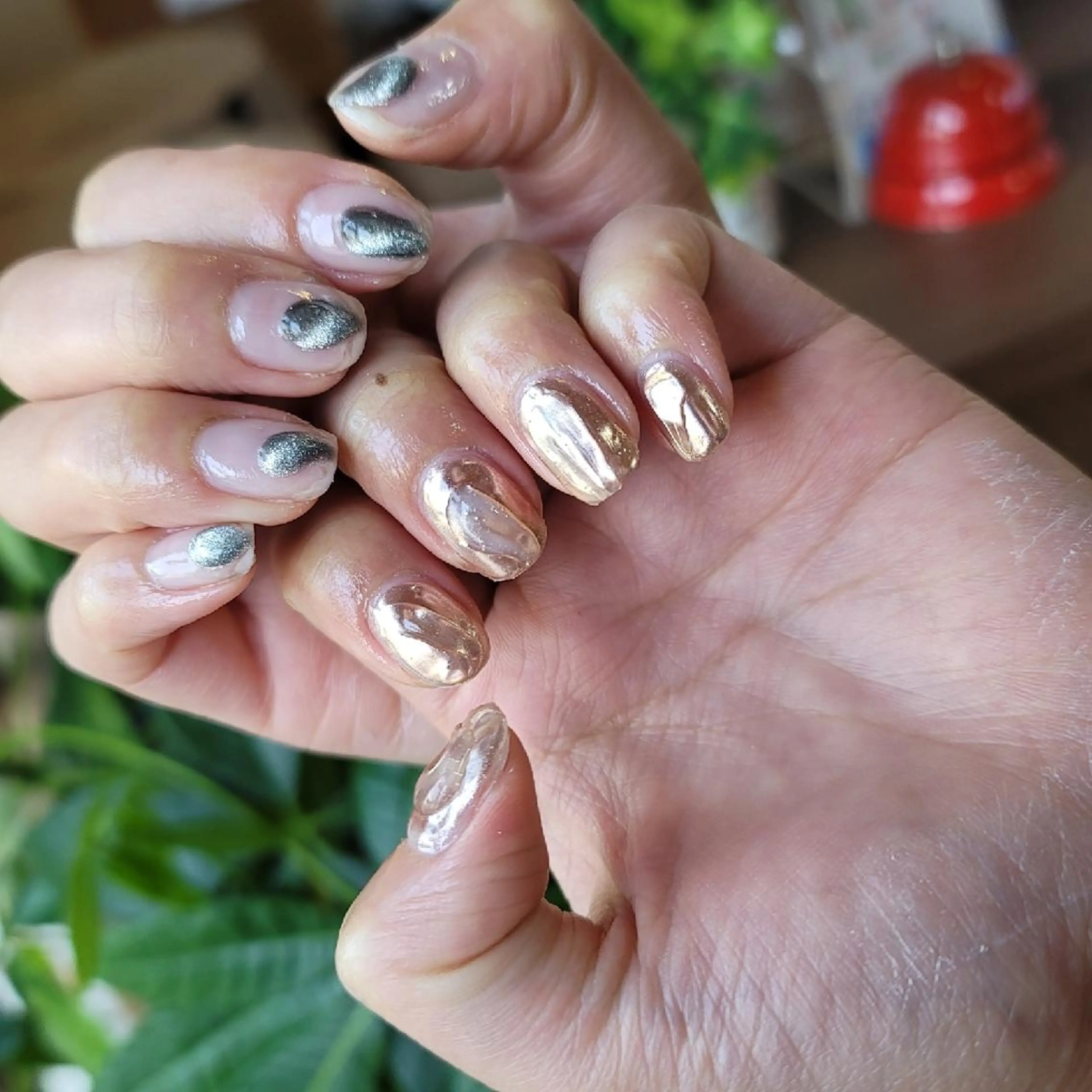 ネイル ゴールド マグネットネイル ミラーネイル ピンク へなちょこ ネイリストのネイルデザイン