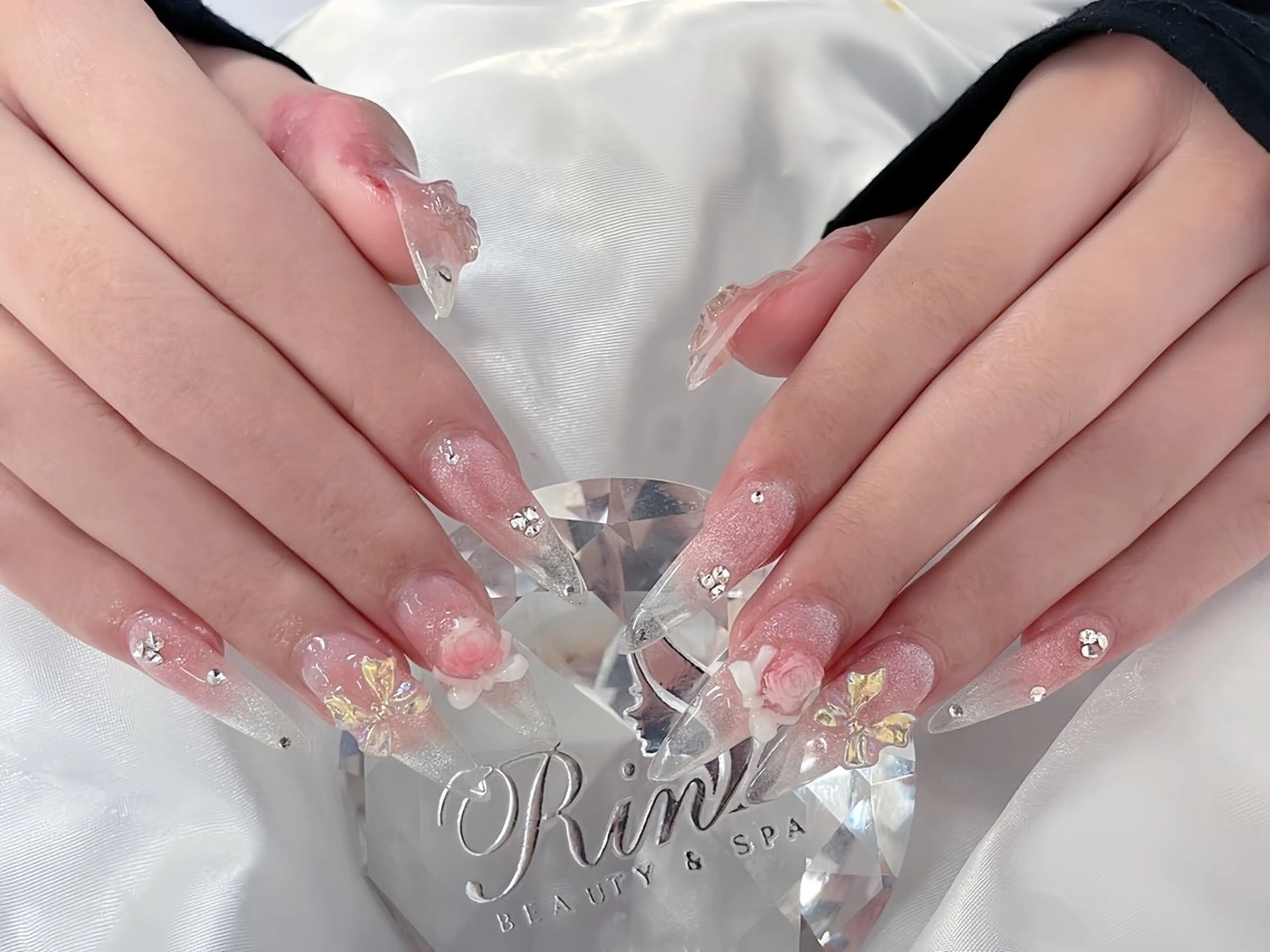 ネイル アートネイル ロングネイル ニュアンスネイル スカルプネイル ネイルチップ ハンドネイル Rin Nail 新大久保店のネイルデザイン